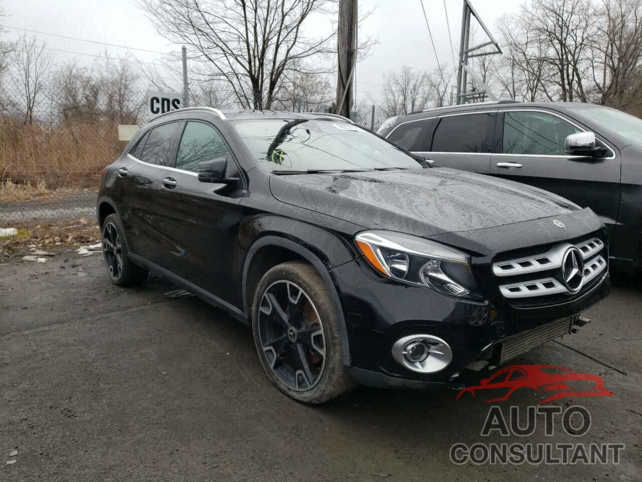 MERCEDES-BENZ GLA-CLASS 2018 - WDCTG4EB3JJ410128