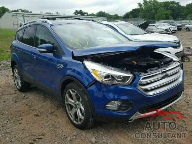 FORD ESCAPE 2017 - 1FMCU9J99HUA18208
