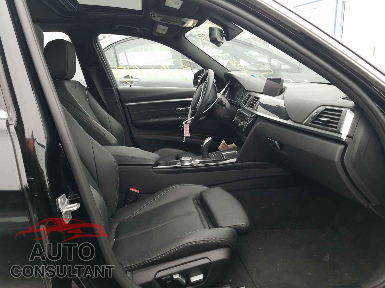 BMW 3 SERIES 2018 - WBA8D9C52JA616357