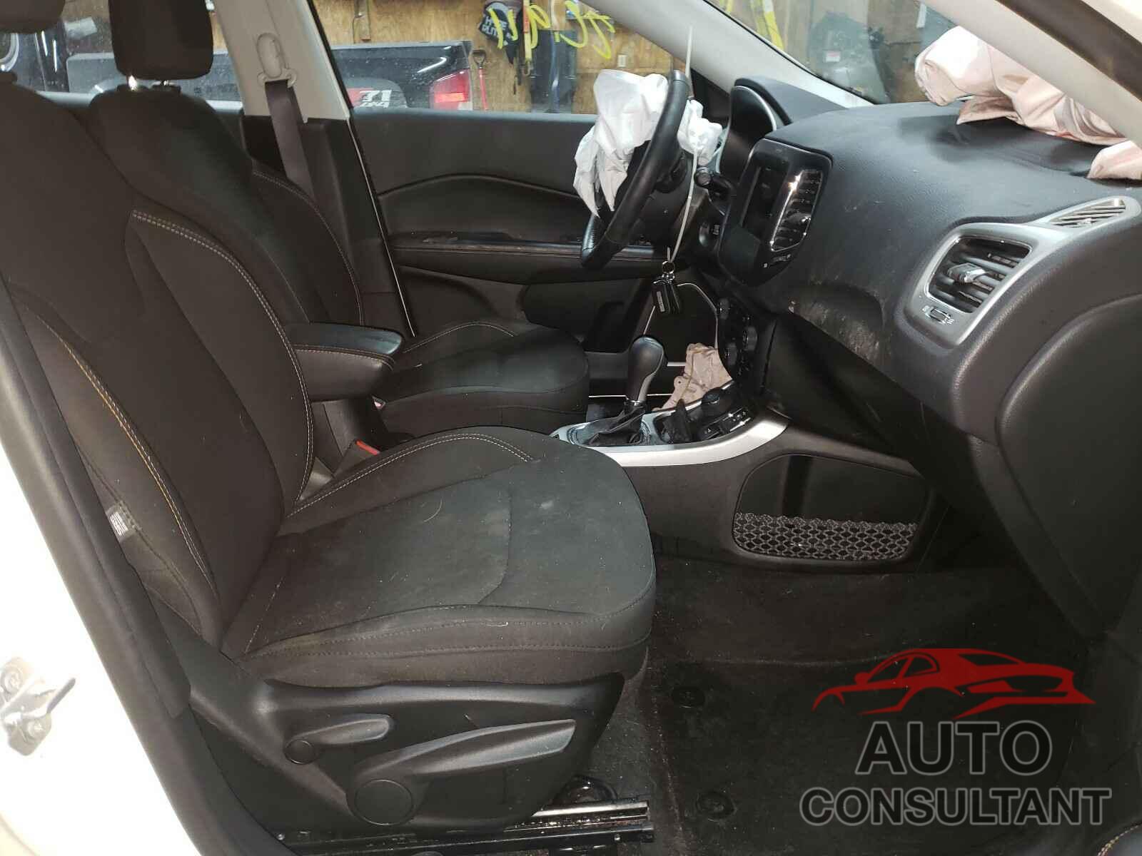 JEEP COMPASS 2019 - 3C4NJDAB4KT849175