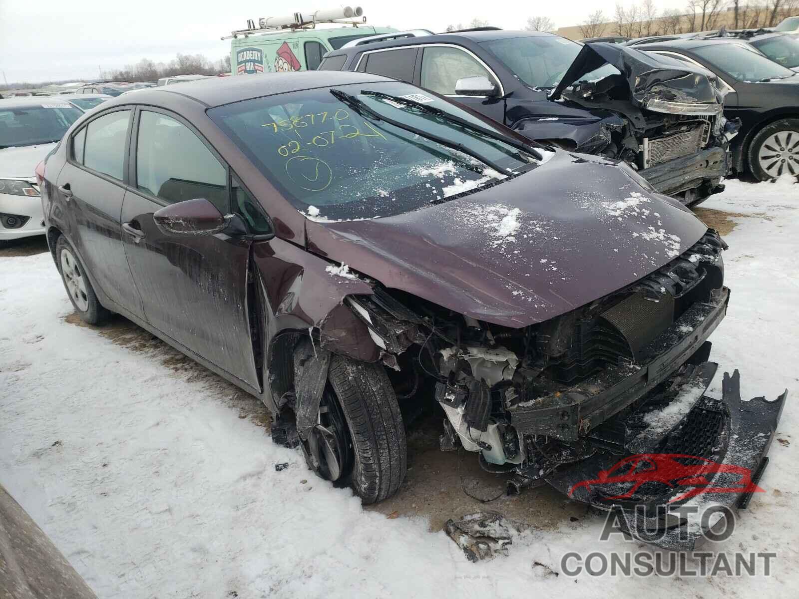 KIA FORTE 2018 - 3KPFK4A74JE221987