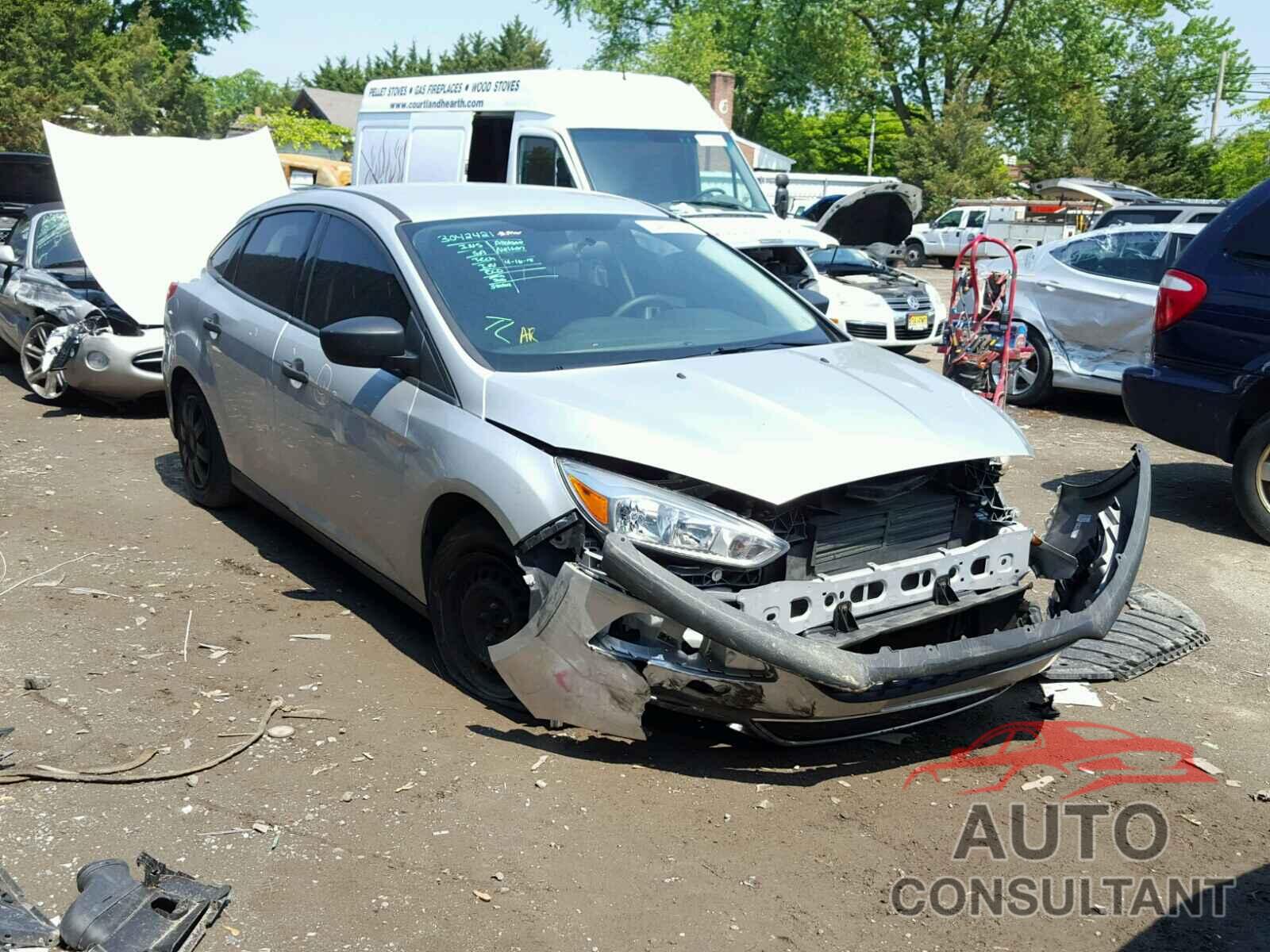 FORD FOCUS 2015 - 1FADP3E29FL366271