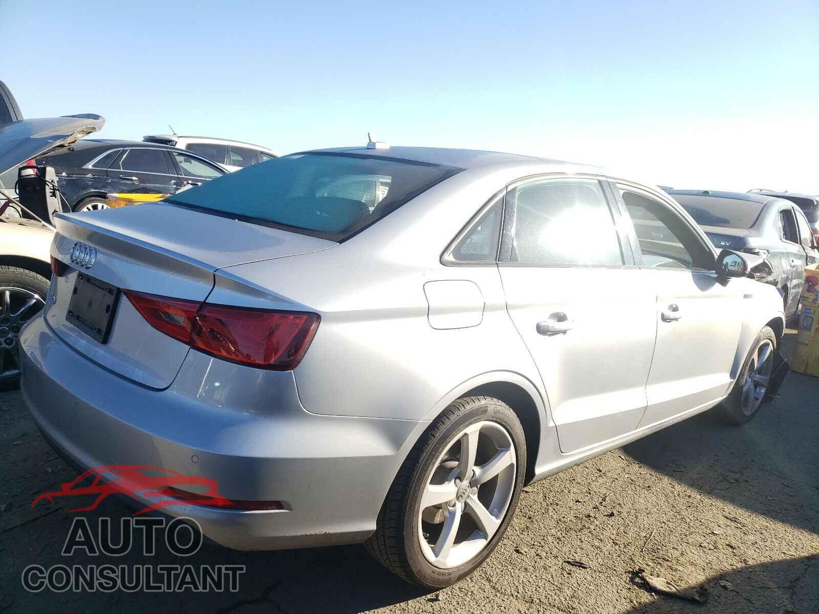 AUDI A3 2016 - WAUA7GFF6G1065649