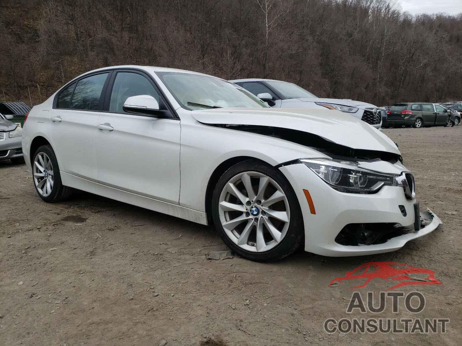 BMW 3 SERIES 2018 - WBA8A3C51JA494726