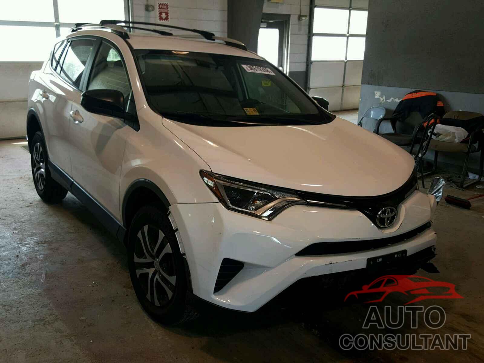TOYOTA RAV4 2016 - JTMZFREV8GD091780