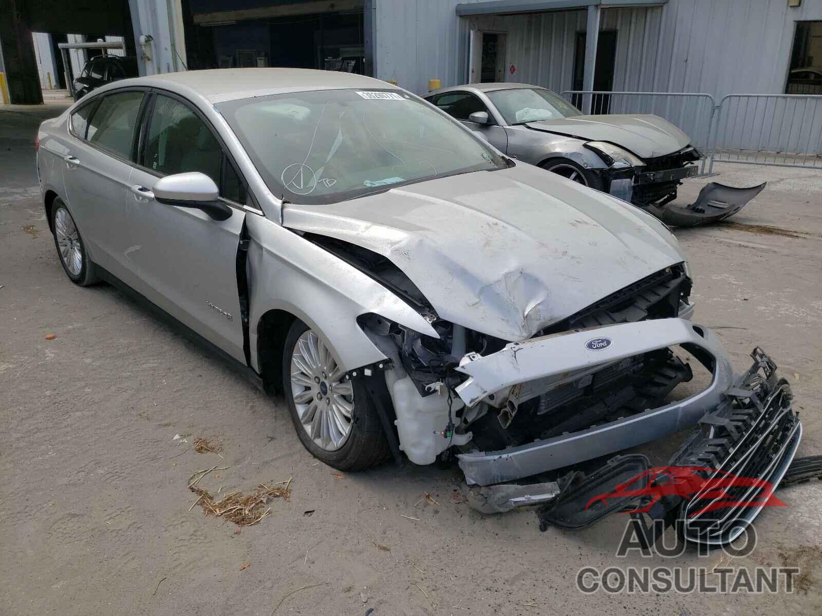 FORD FUSION 2016 - 3FA6P0UU8GR184039