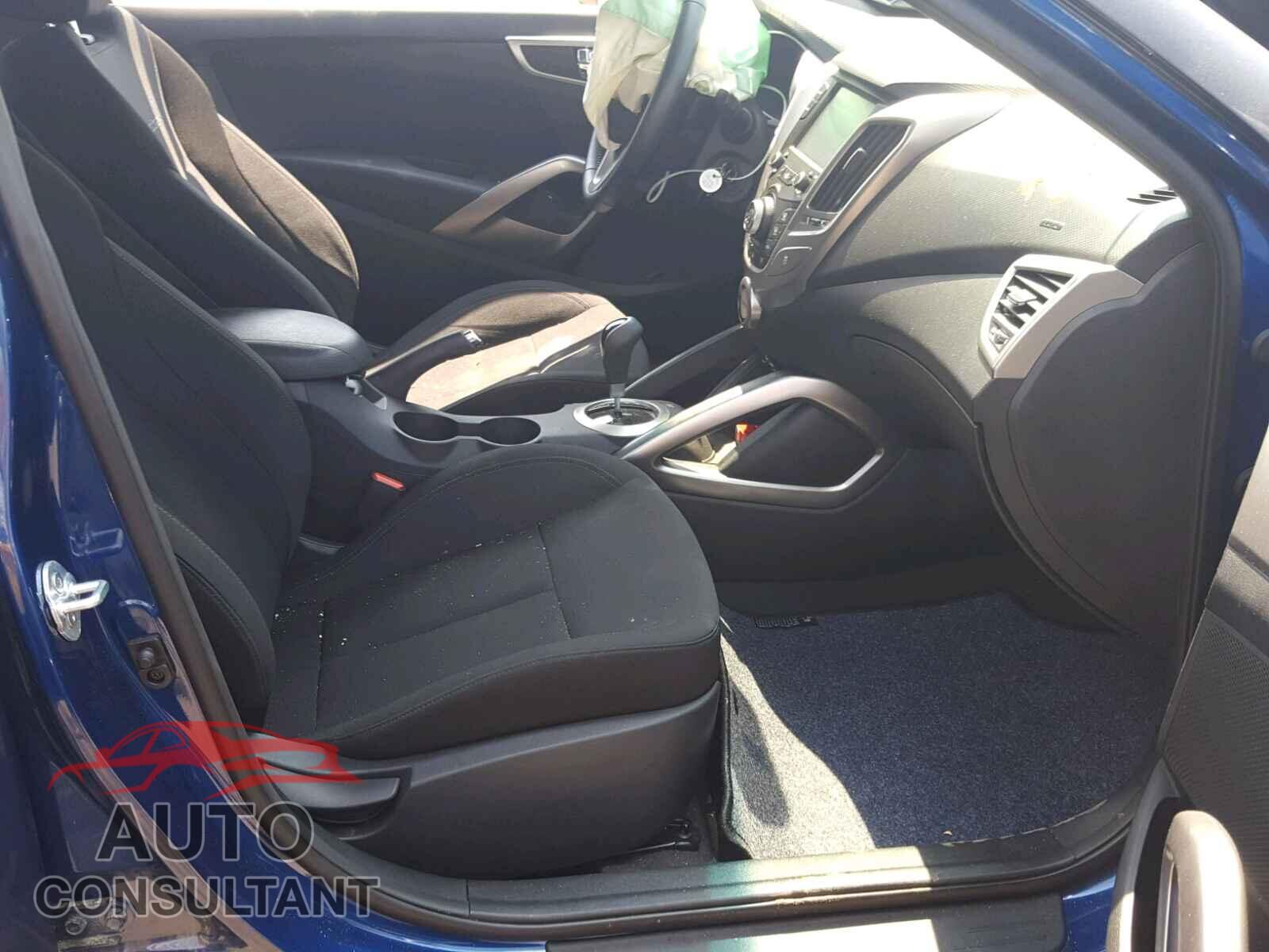 HYUNDAI VELOSTER 2017 - KMHTC6AD2HU322406