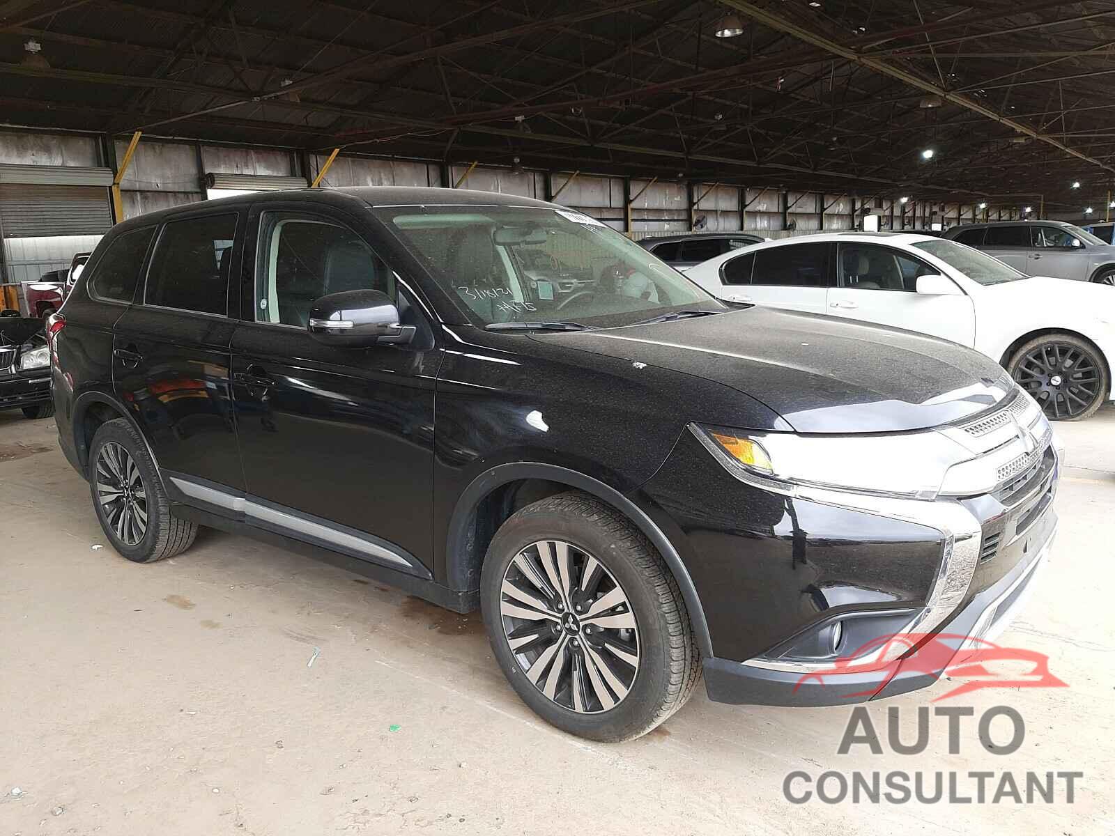 MITSUBISHI OUTLANDER 2019 - JA4AD3A38KZ034585