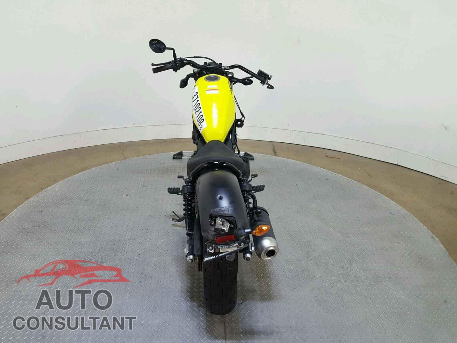 HONDA OTHR CYCLE 2017 - MLHPC5600H5001817