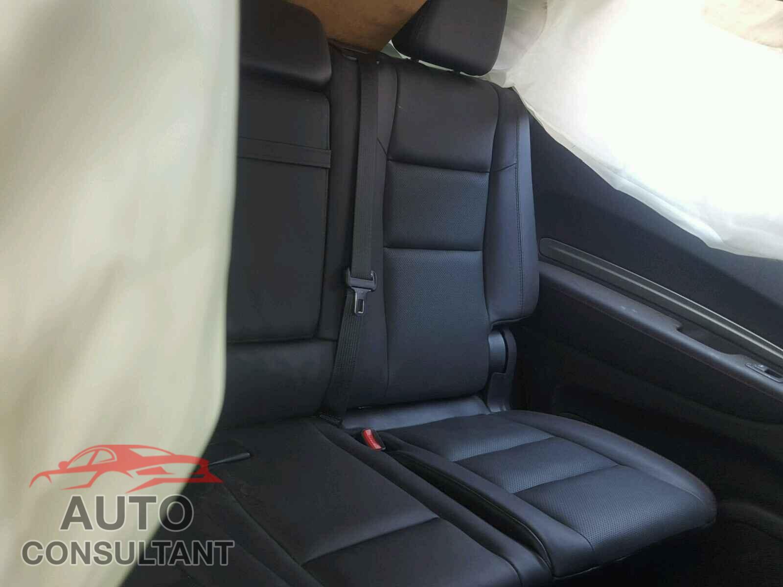 DODGE DURANGO 2018 - 1C4SDJCT5JC198518