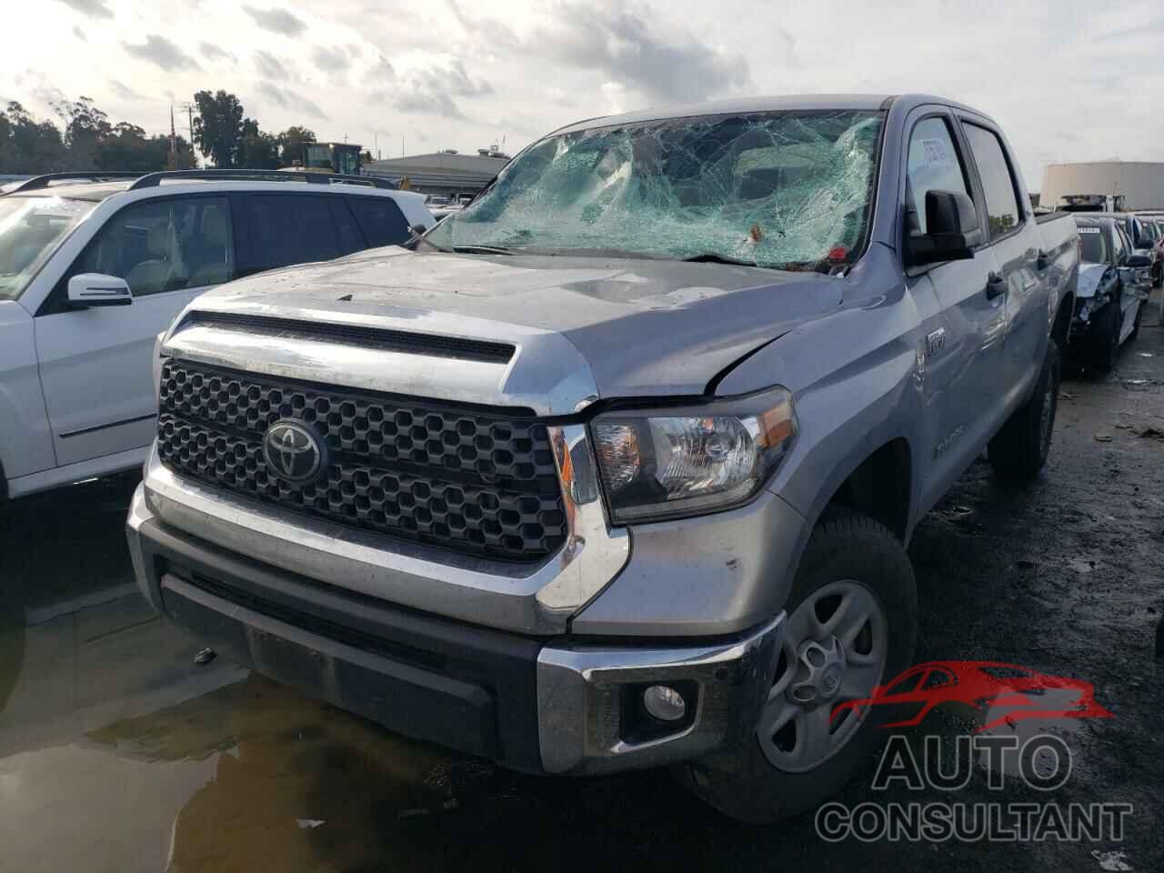 TOYOTA TUNDRA 2020 - 5TFDY5F18LX927511