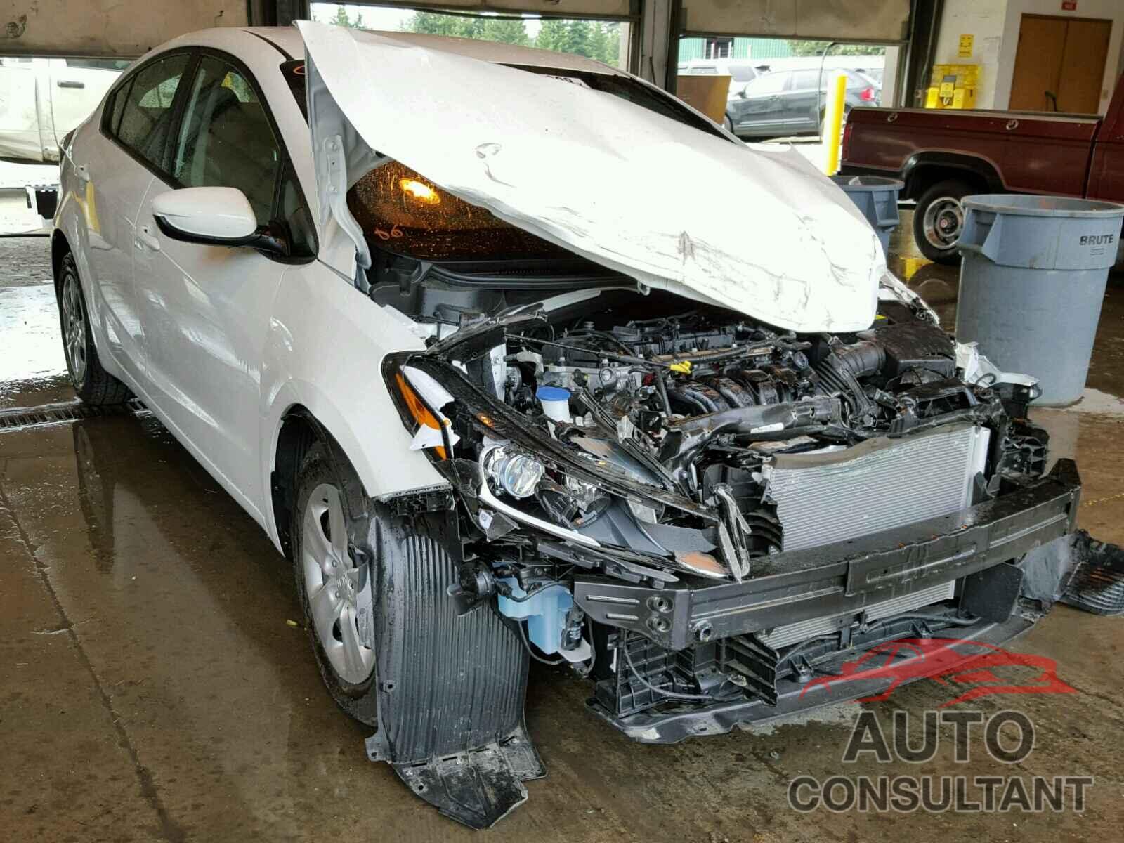 KIA FORTE 2017 - 3KPFK4A75HE104316