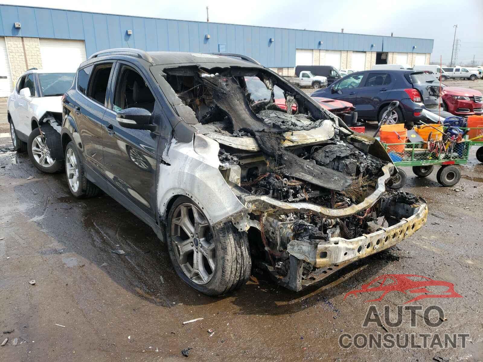 FORD ESCAPE 2019 - 1FMCU9J95KUC50442
