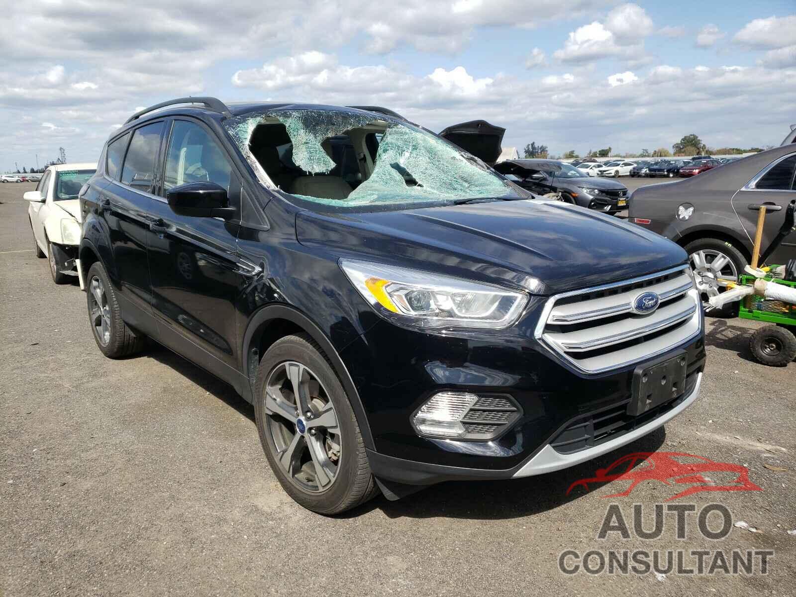 FORD ESCAPE 2018 - 1FMCU9HDXJUA34952