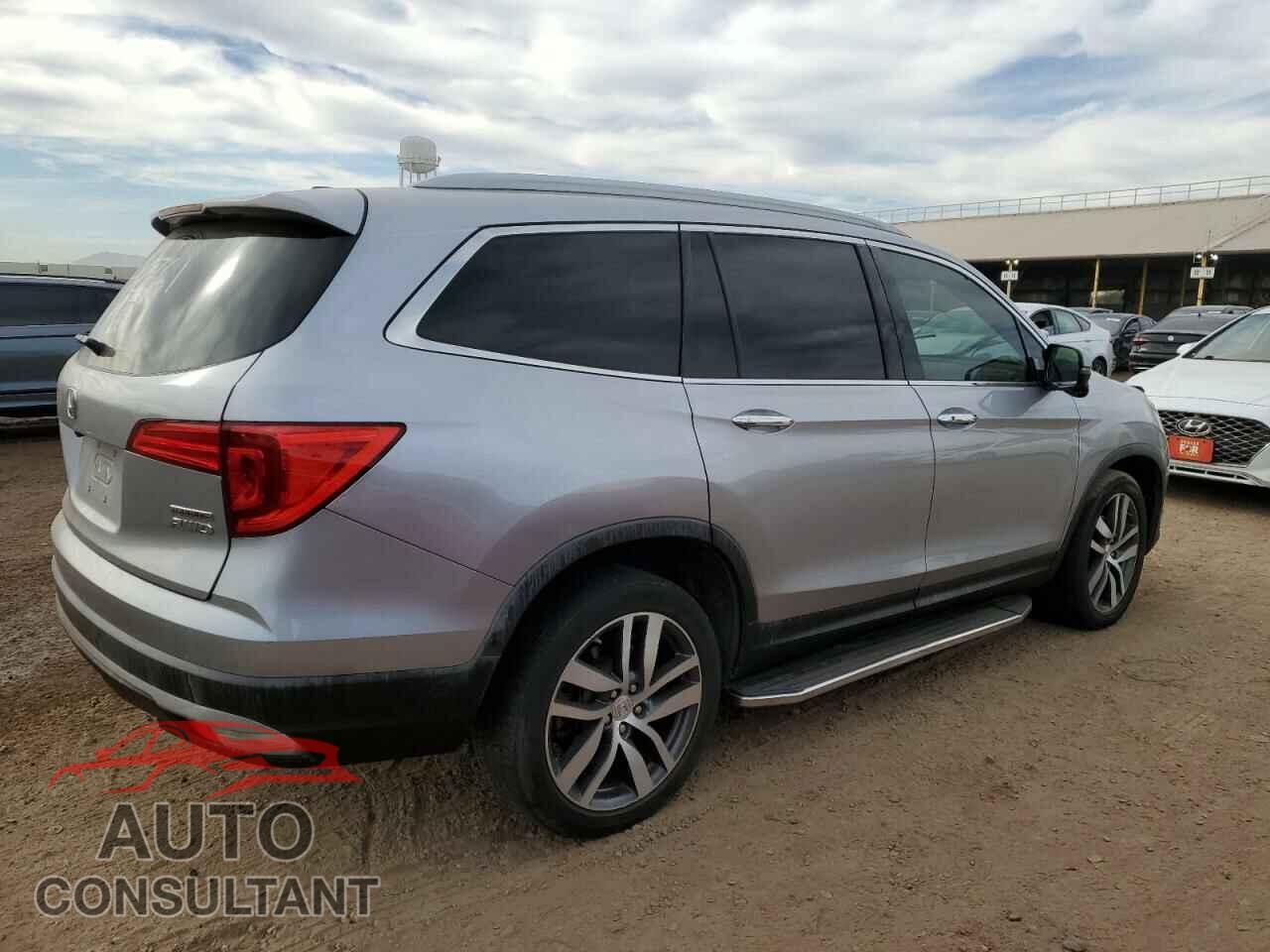 HONDA PILOT 2016 - 5FNYF6H9XGB012207