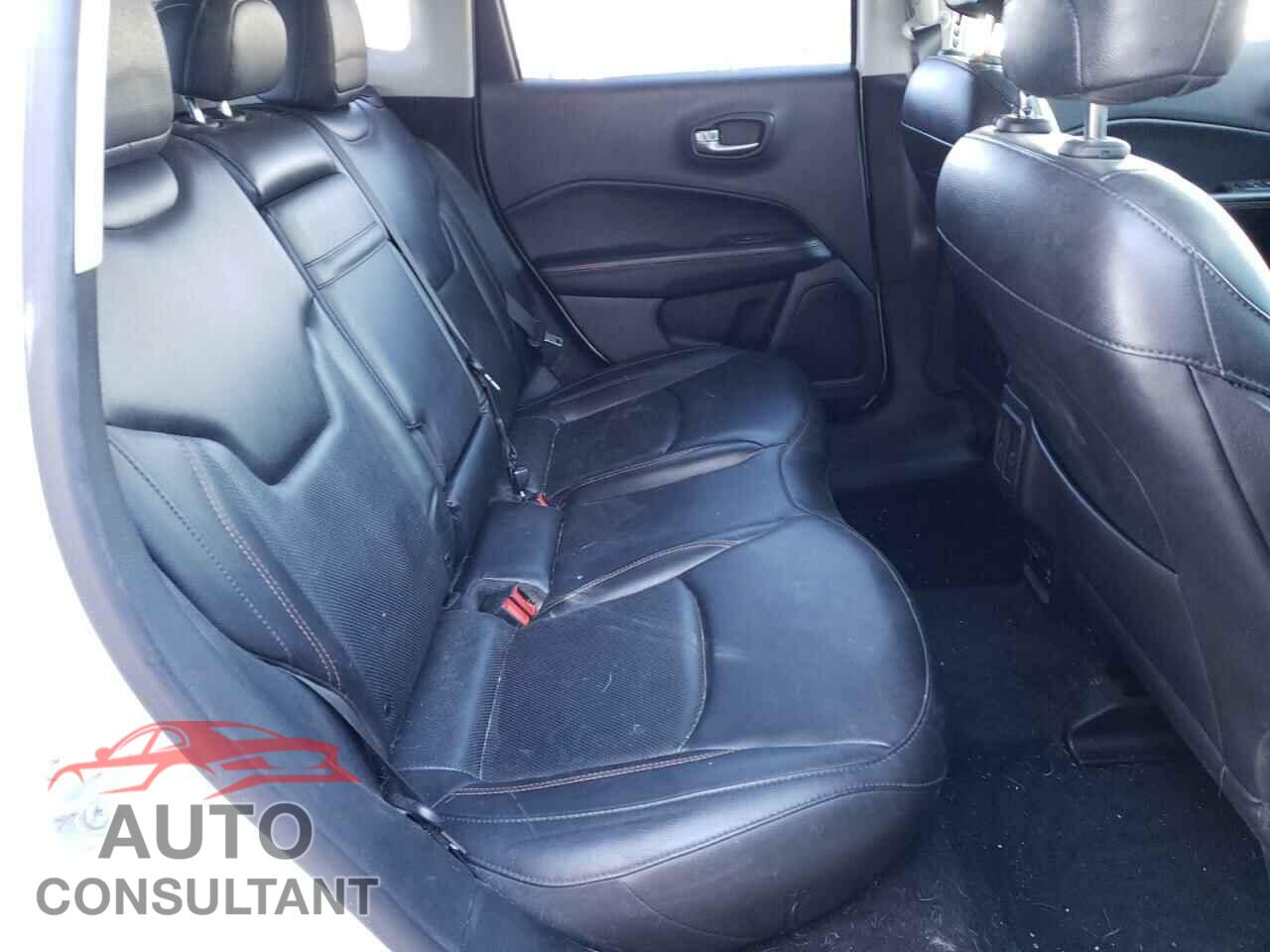JEEP COMPASS 2019 - 3C4NJDCB4KT639432