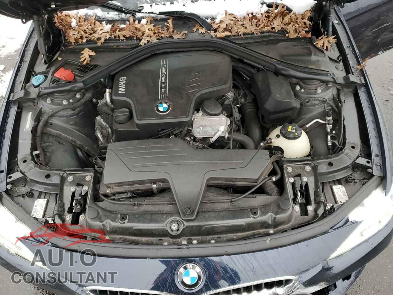BMW 3 SERIES 2016 - WBA8E3G54GNU38487
