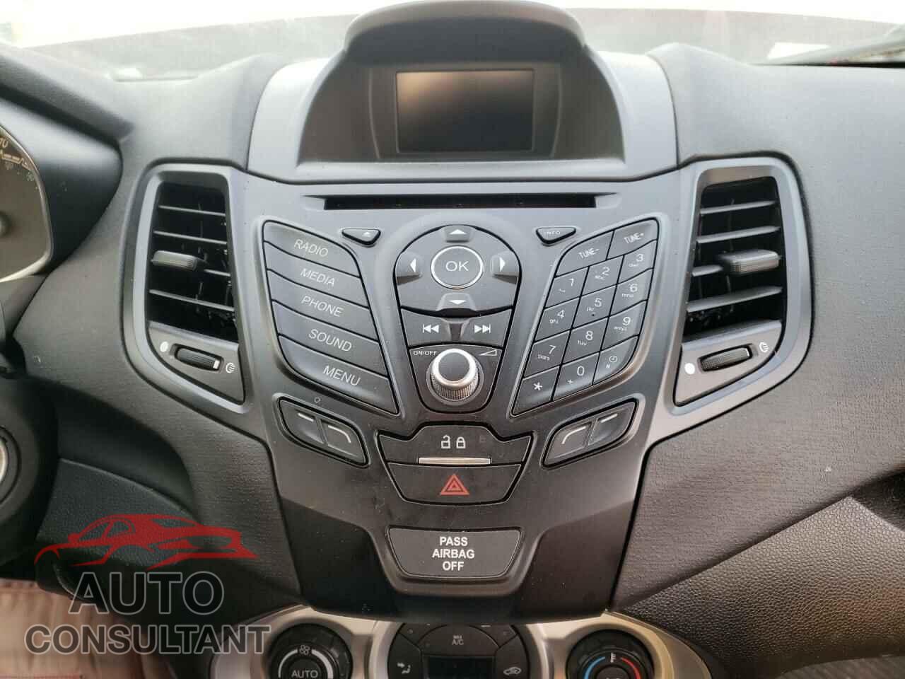 FORD FIESTA 2019 - 3FADP4EJ4KM165500
