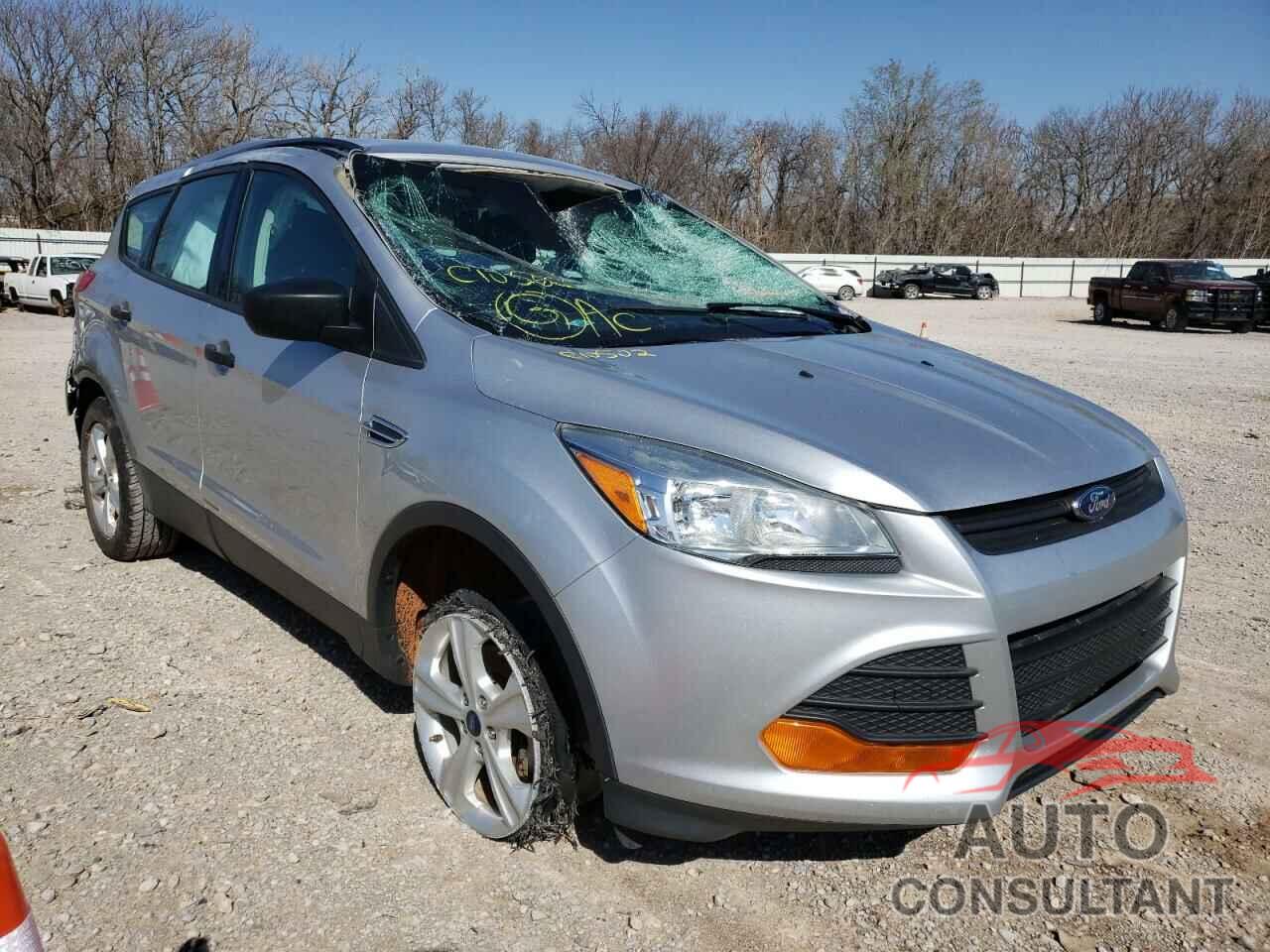 FORD ESCAPE 2016 - 1FMCU0F73GUC10502
