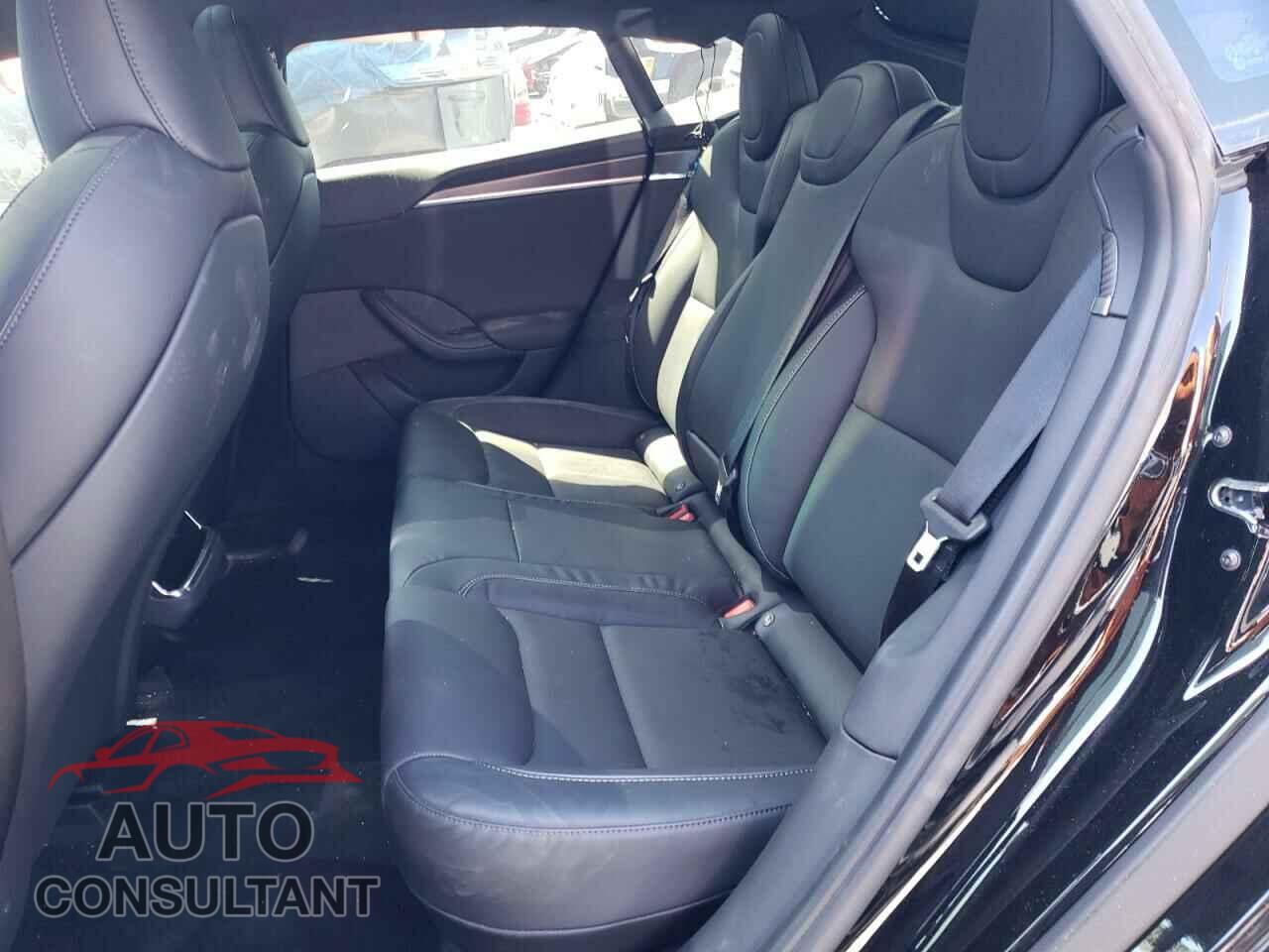 TESLA MODEL S 2021 - 5YJSA1E61MF443824
