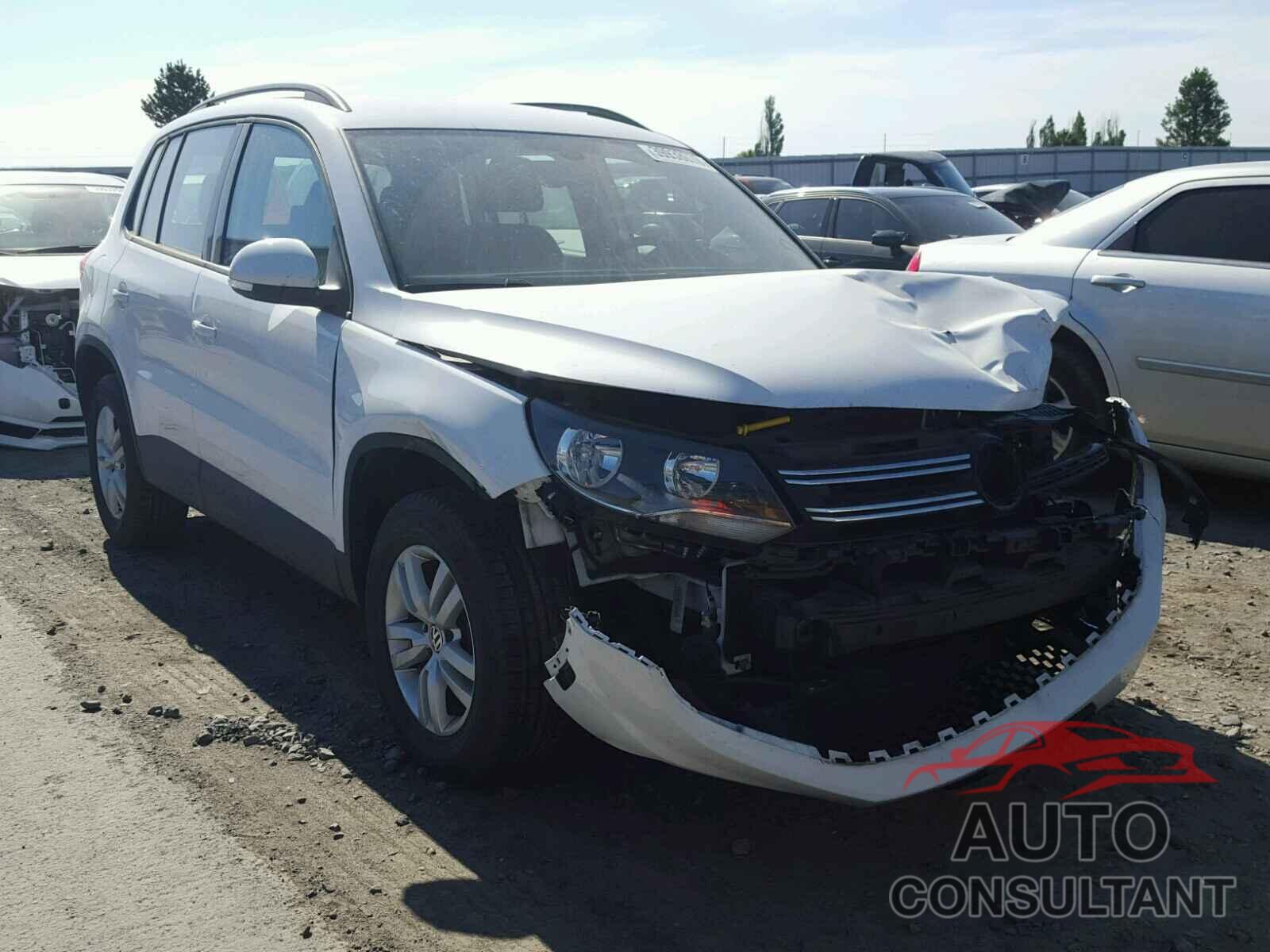 VOLKSWAGEN TIGUAN S 2017 - WVGBV7AX7HK006100