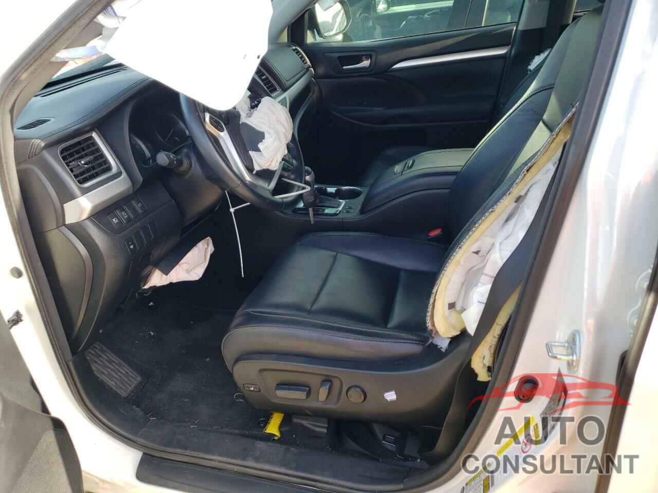 TOYOTA HIGHLANDER 2017 - 5TDKZRFH1HS194014