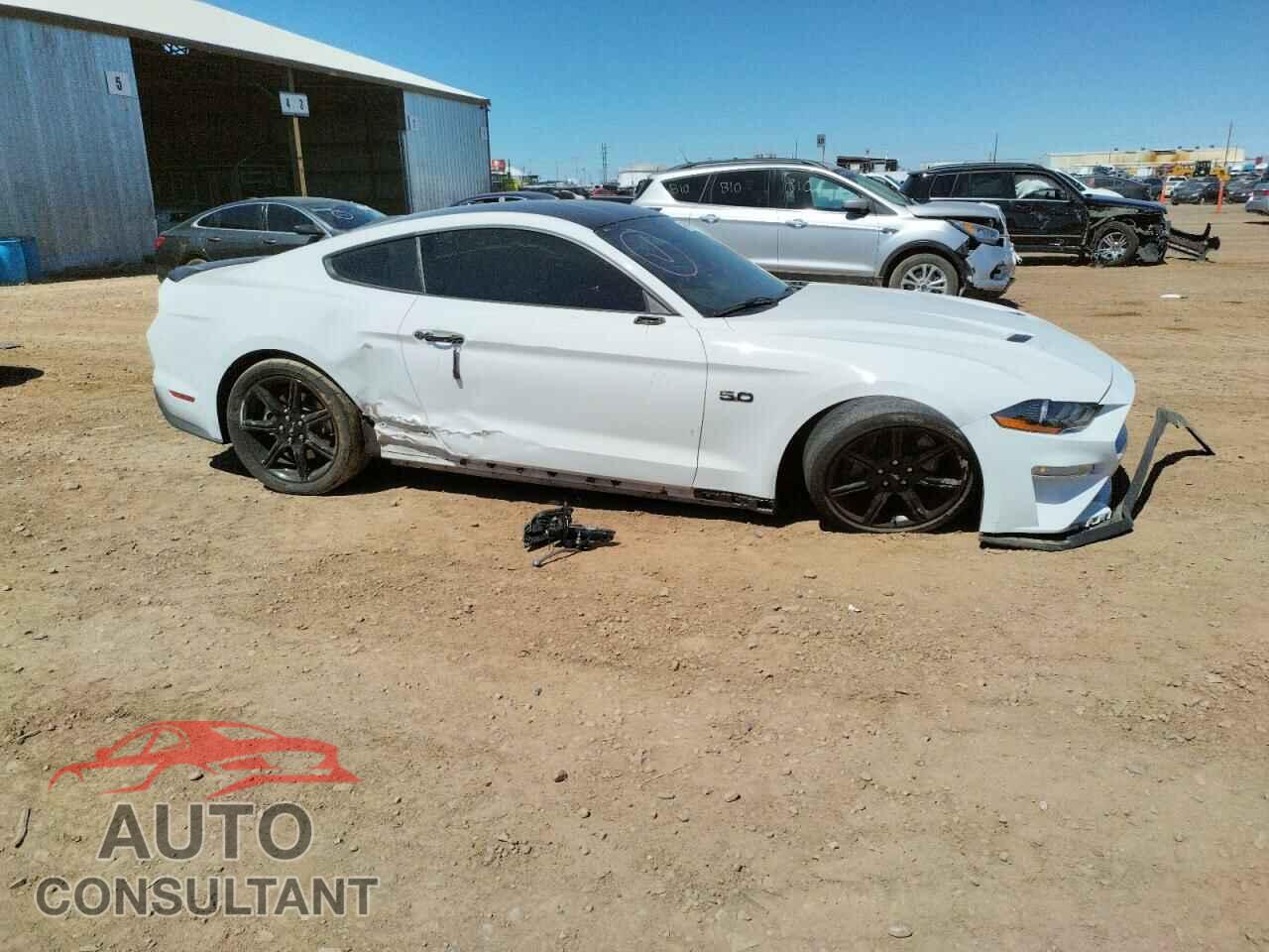 FORD MUSTANG 2018 - 1FA6P8CF7J5152582