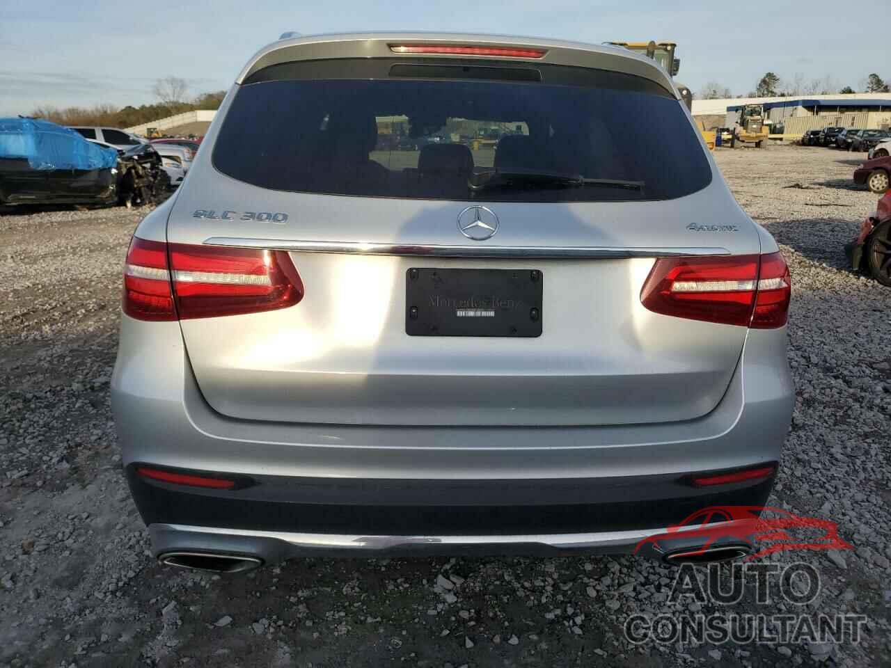 MERCEDES-BENZ GLC-CLASS 2018 - WDC0G4KB2JV061320