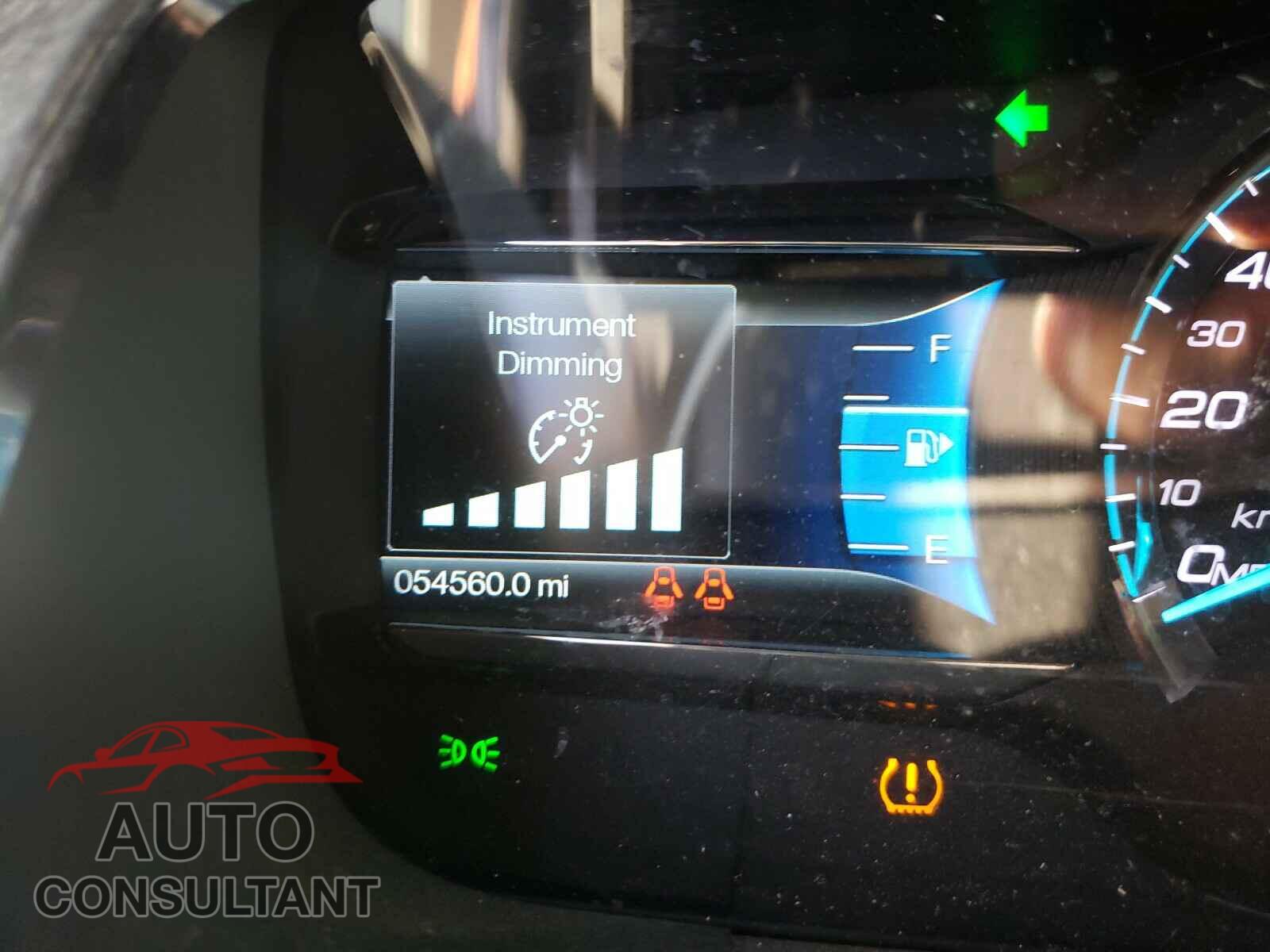 FORD TAURUS 2018 - 1FAHP2E84JG125252