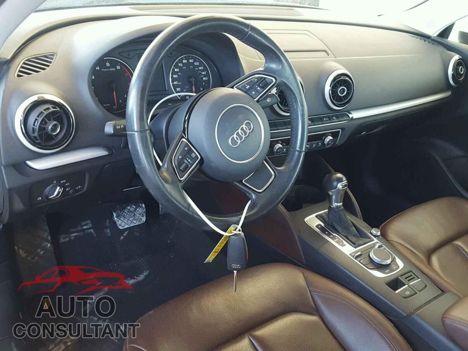 AUDI A3 2016 - WAUA7GFF5G1055355