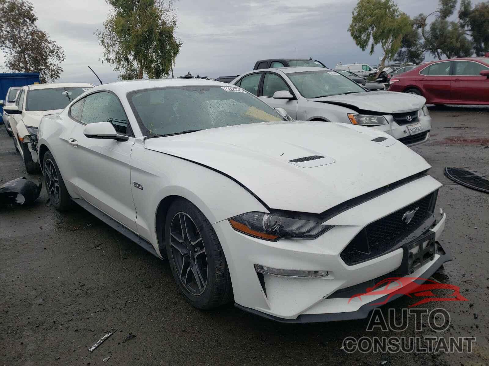 FORD MUSTANG 2018 - 1FA6P8CF9J5136335