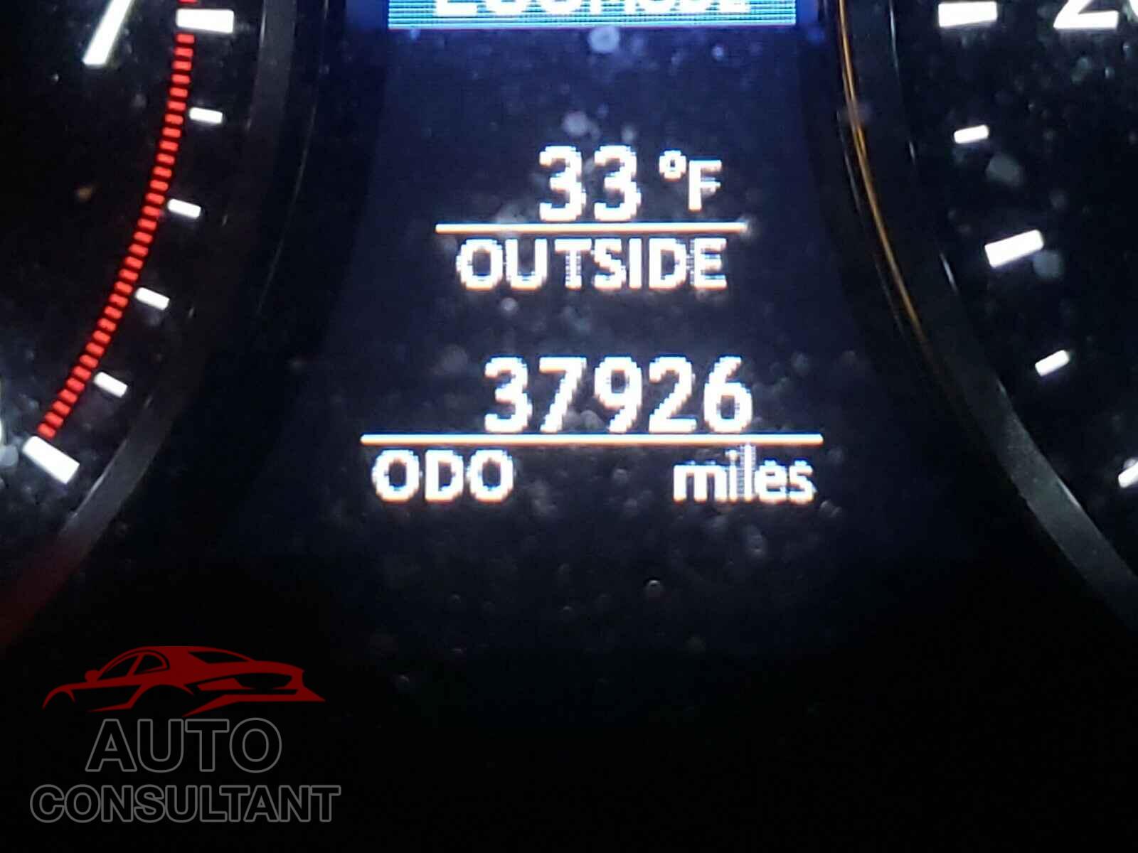 LEXUS LS460 2017 - JTHCL5EF8H5027653