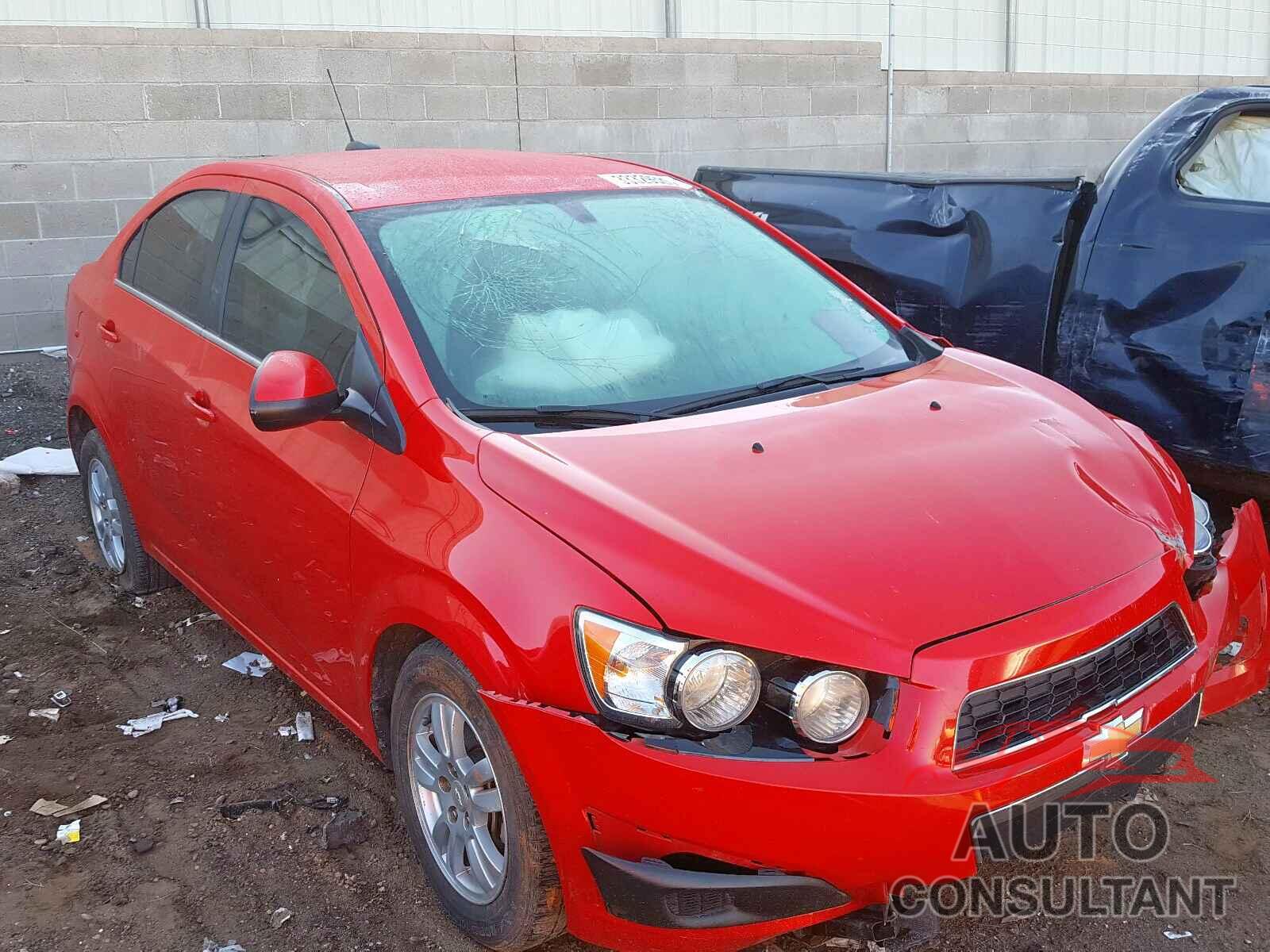 CHEVROLET SONIC 2016 - 5NPD74LF8KH417313