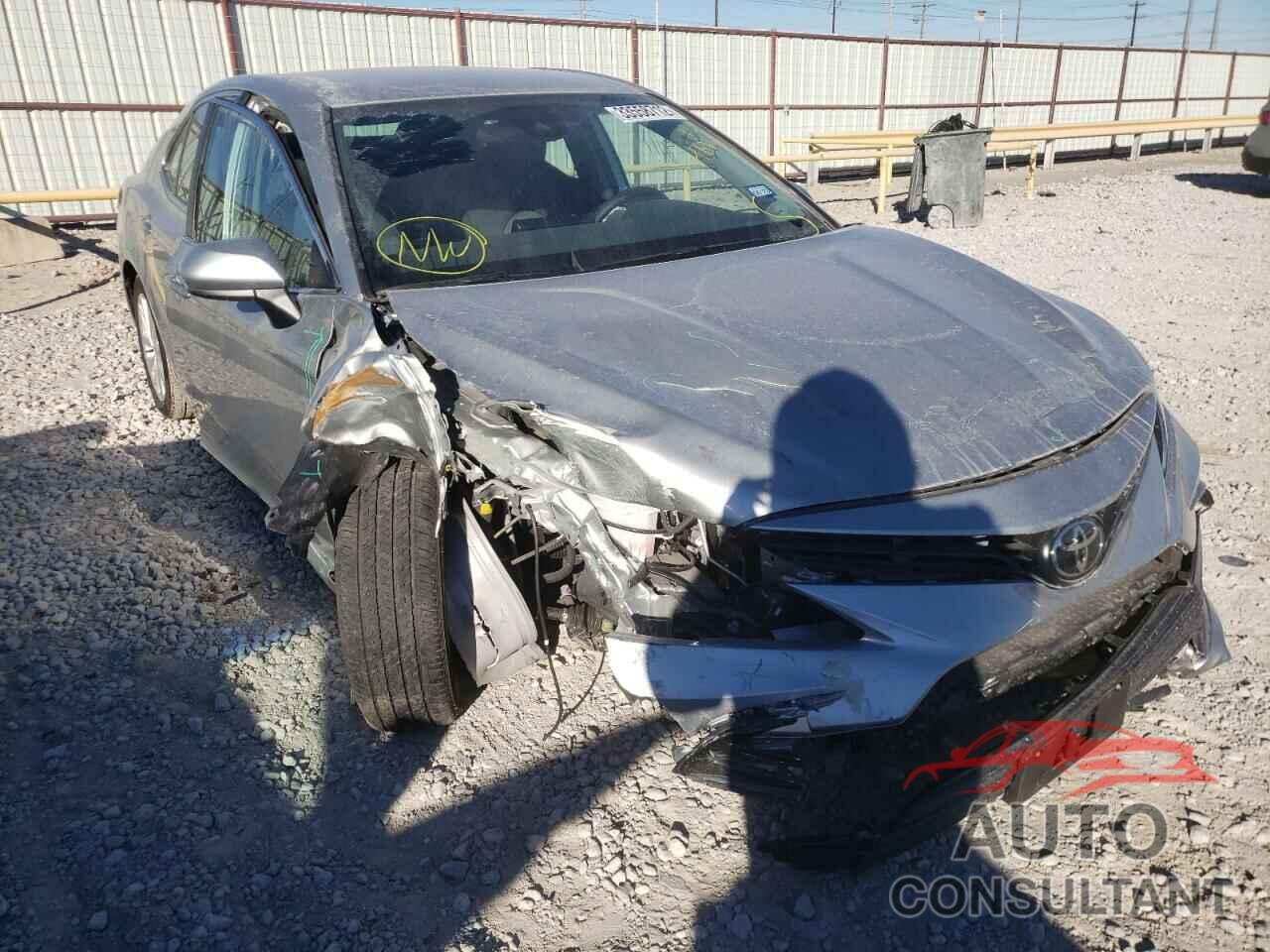 TOYOTA CAMRY 2021 - 4T1C11AK3MU478326