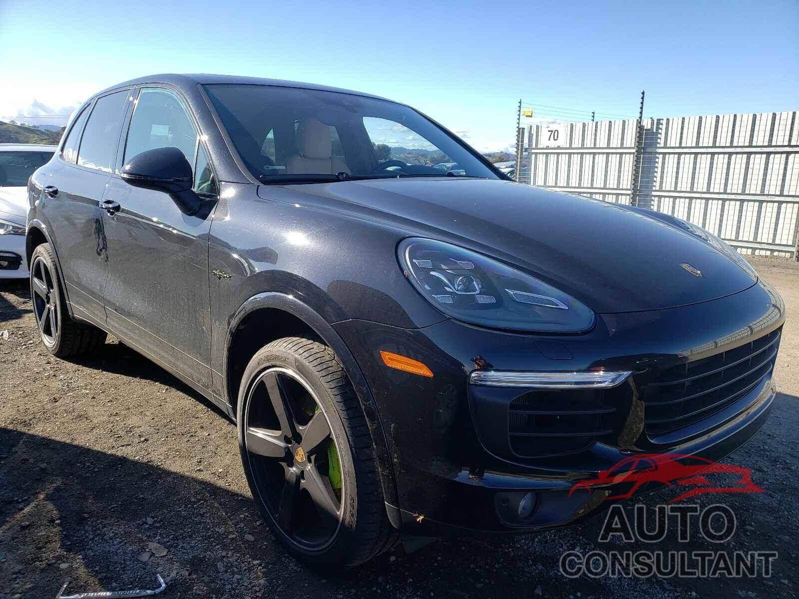 PORSCHE CAYENNE 2018 - WP1AE2A20JLA70338