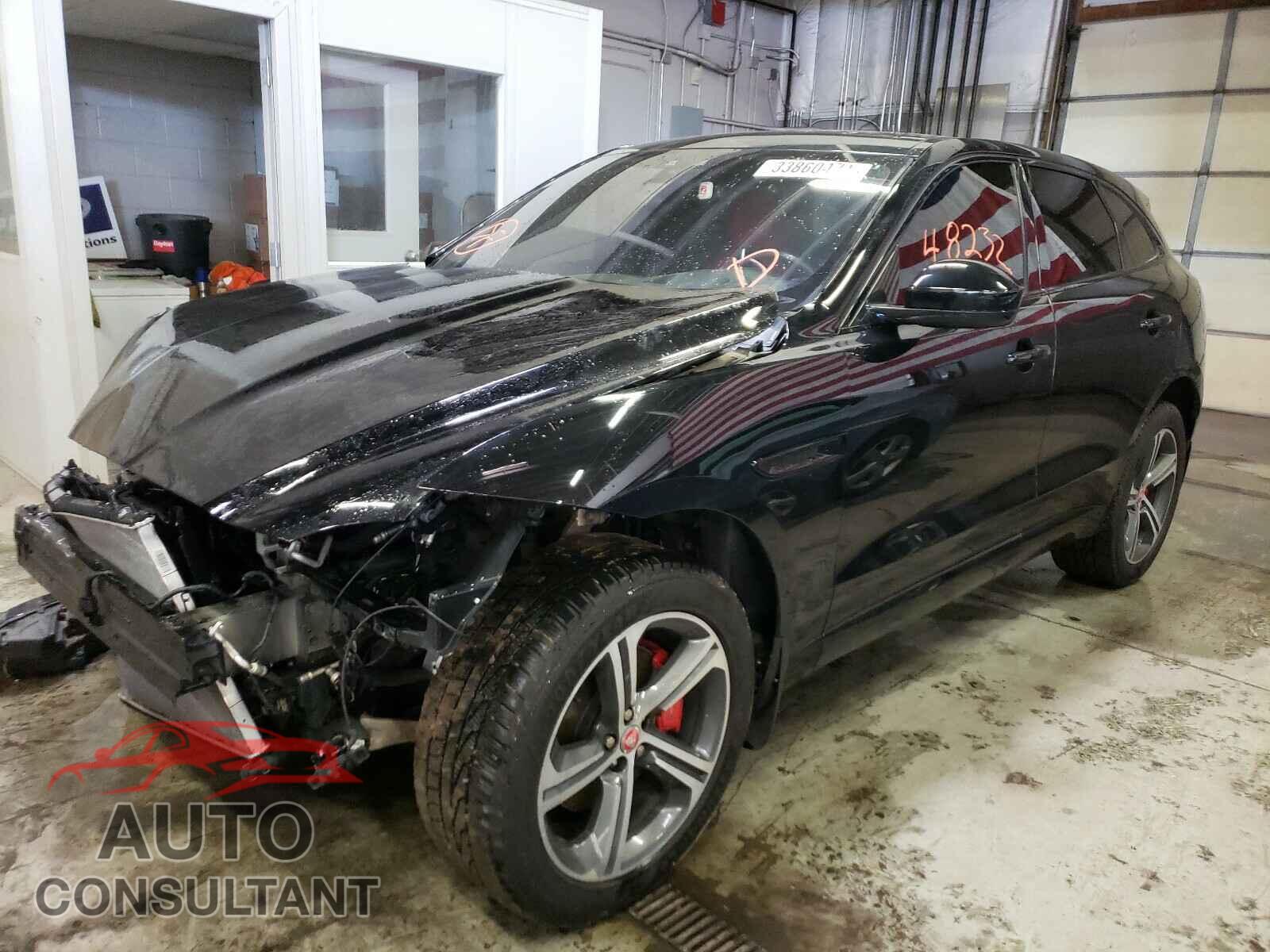 JAGUAR F-PACE 2017 - SADCM2BVXHA077667
