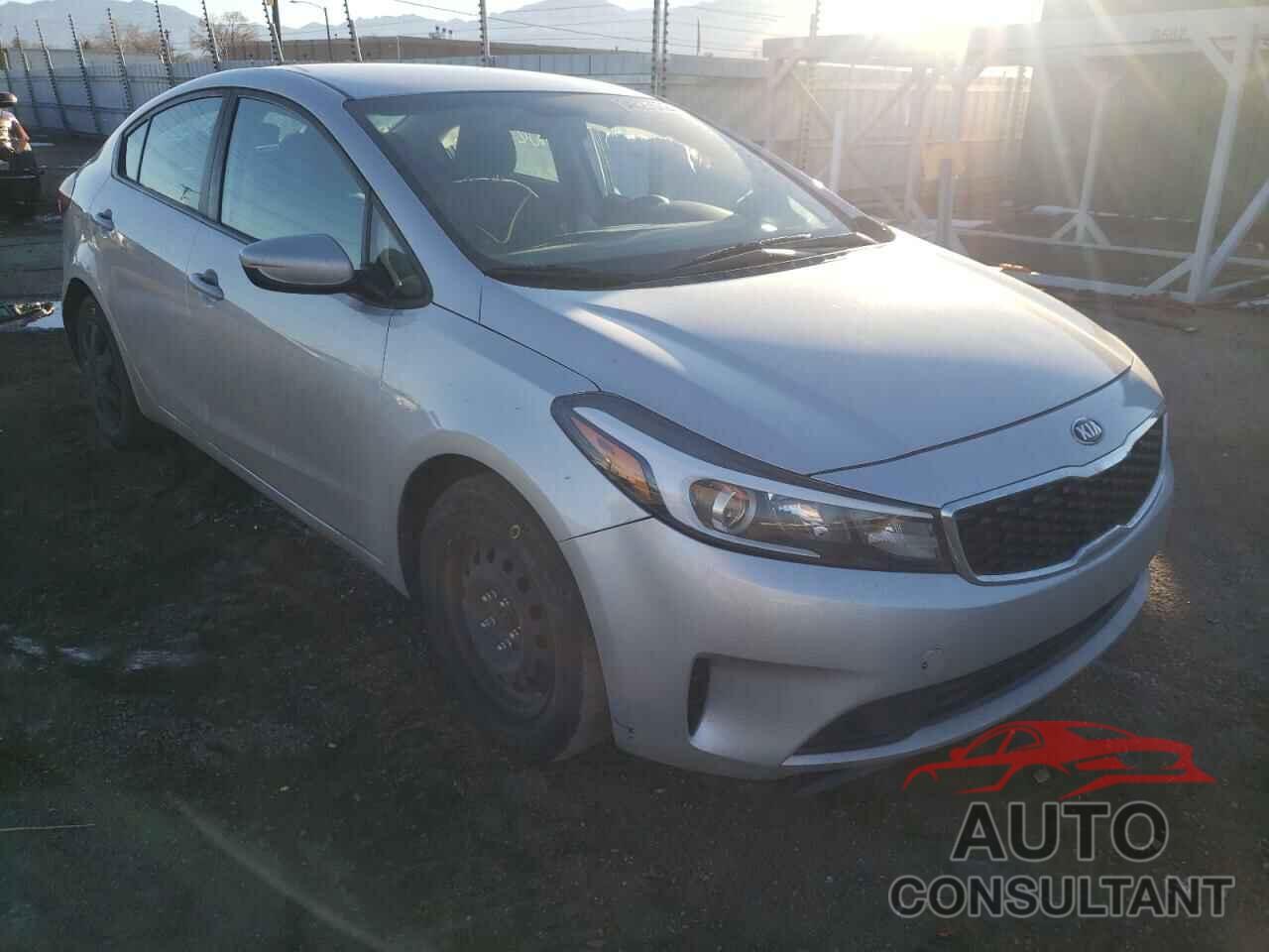 KIA FORTE 2018 - 3KPFL4A73JE164534