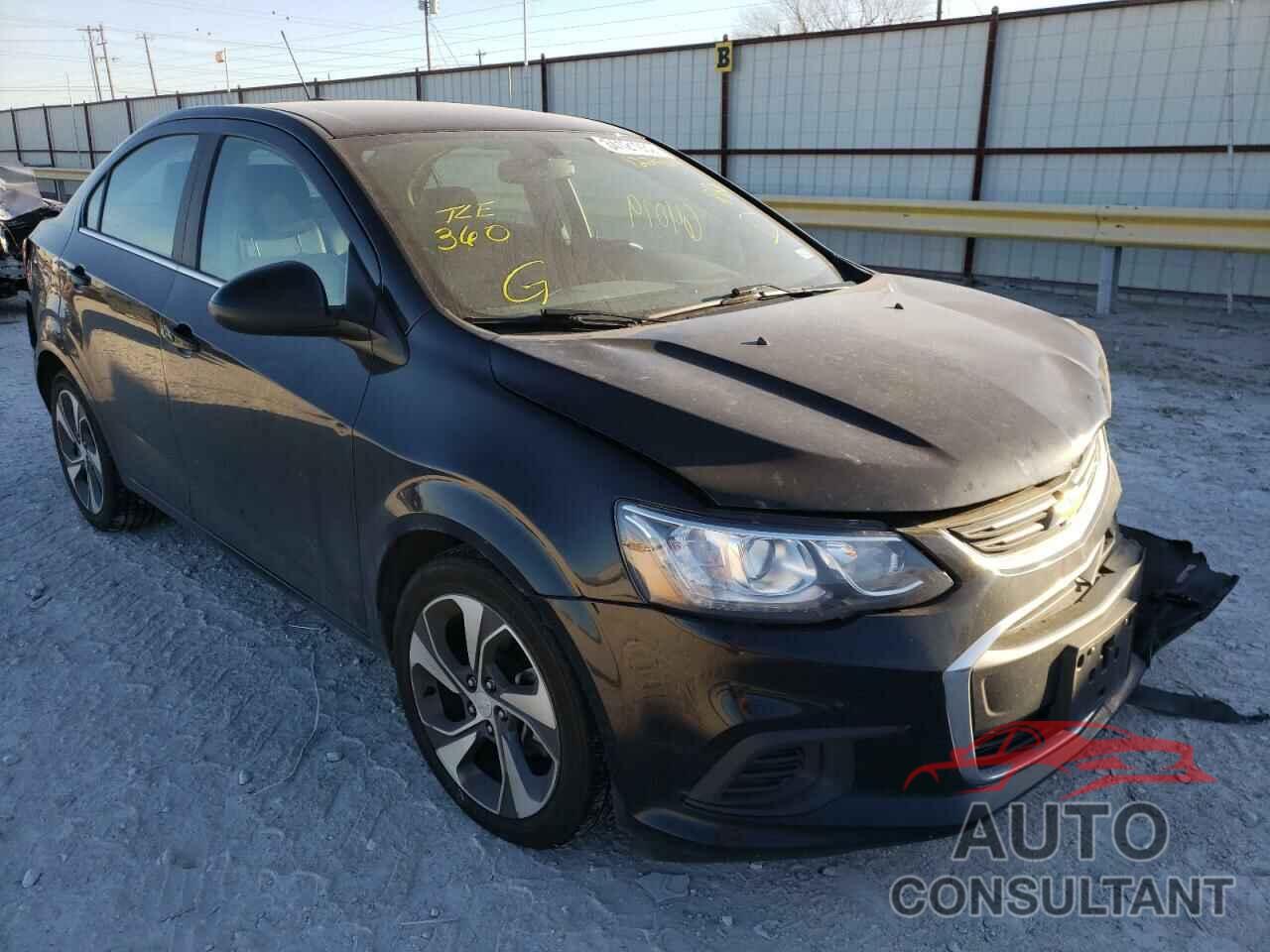 CHEVROLET SONIC 2019 - 1G1JF5SB6K4122865