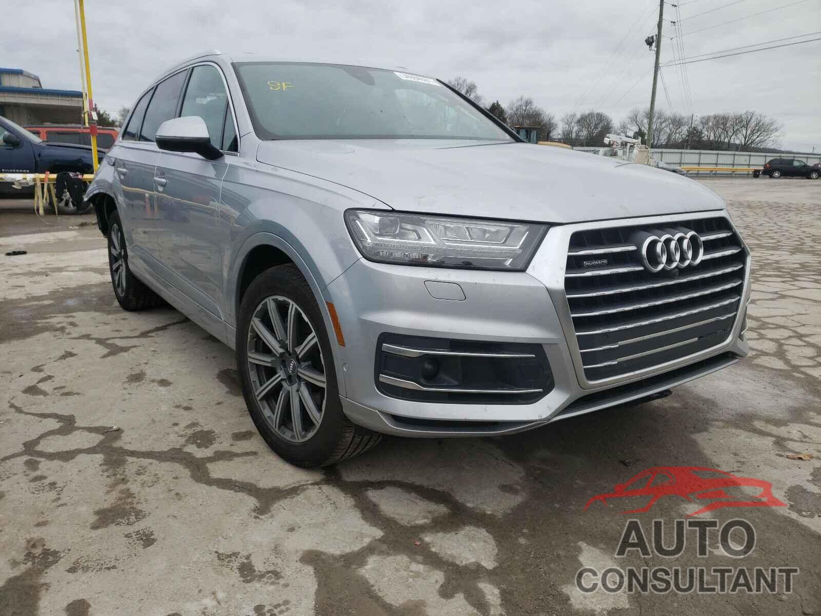 AUDI Q7 2019 - WA1LHAF73KD033645