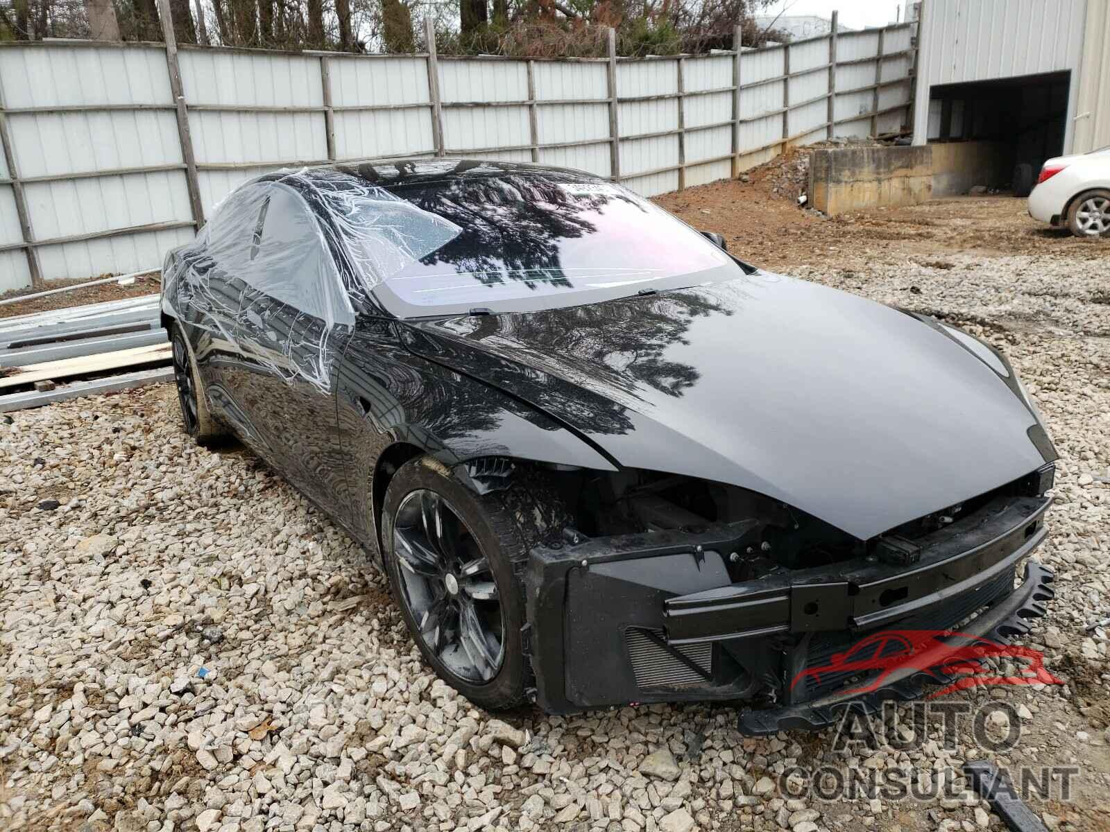 TESLA MODEL S 2018 - 5YJSA1E28JF262597