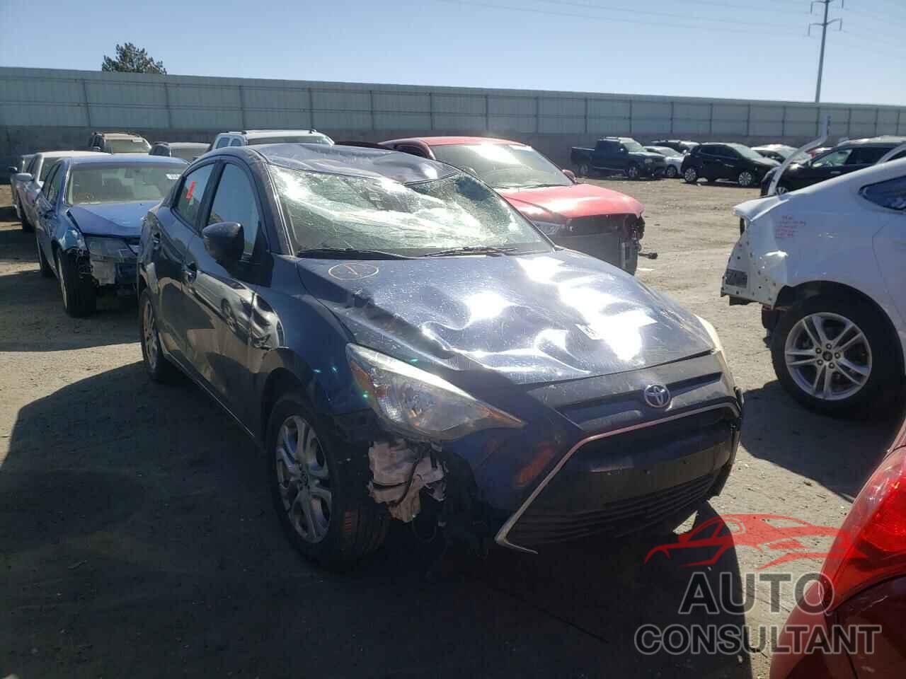 TOYOTA YARIS 2018 - 3MYDLBYV9JY307082