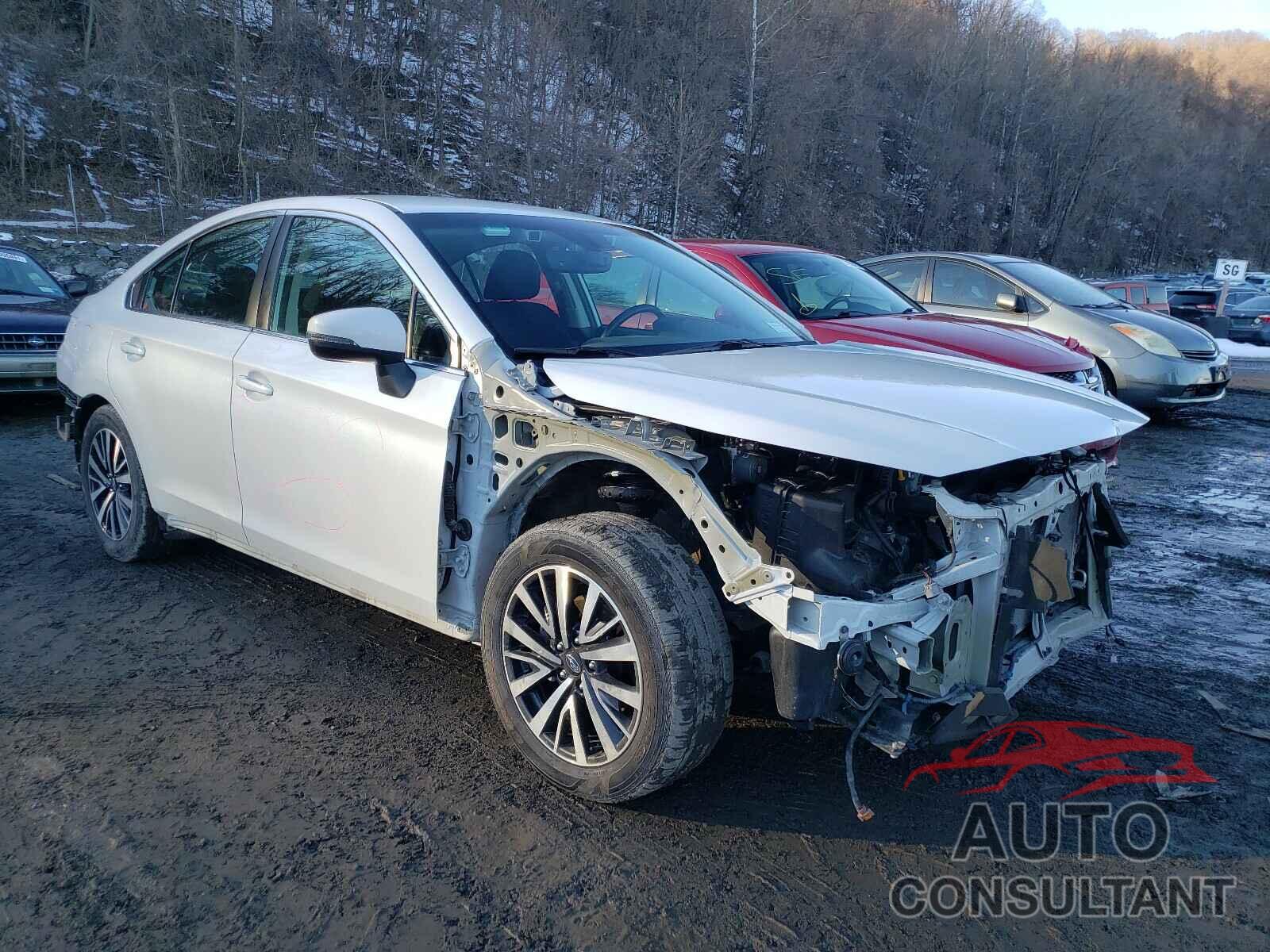 SUBARU LEGACY 2019 - 4S3BNAF61K3025874