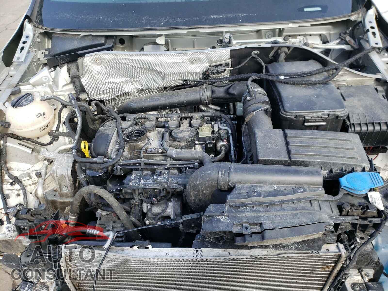AUDI Q3 2016 - WA1EFCFS3GR003022