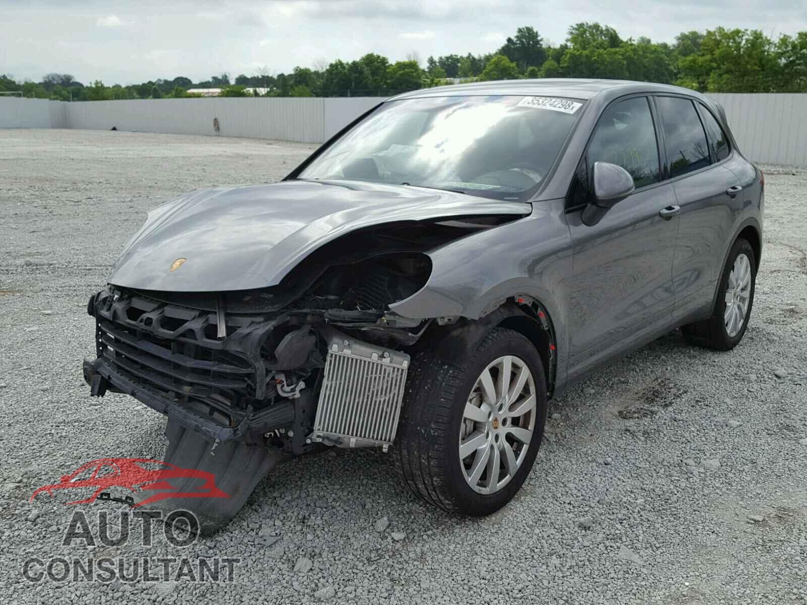 PORSCHE CAYENNE 2016 - WP1AB2A21GLA93287