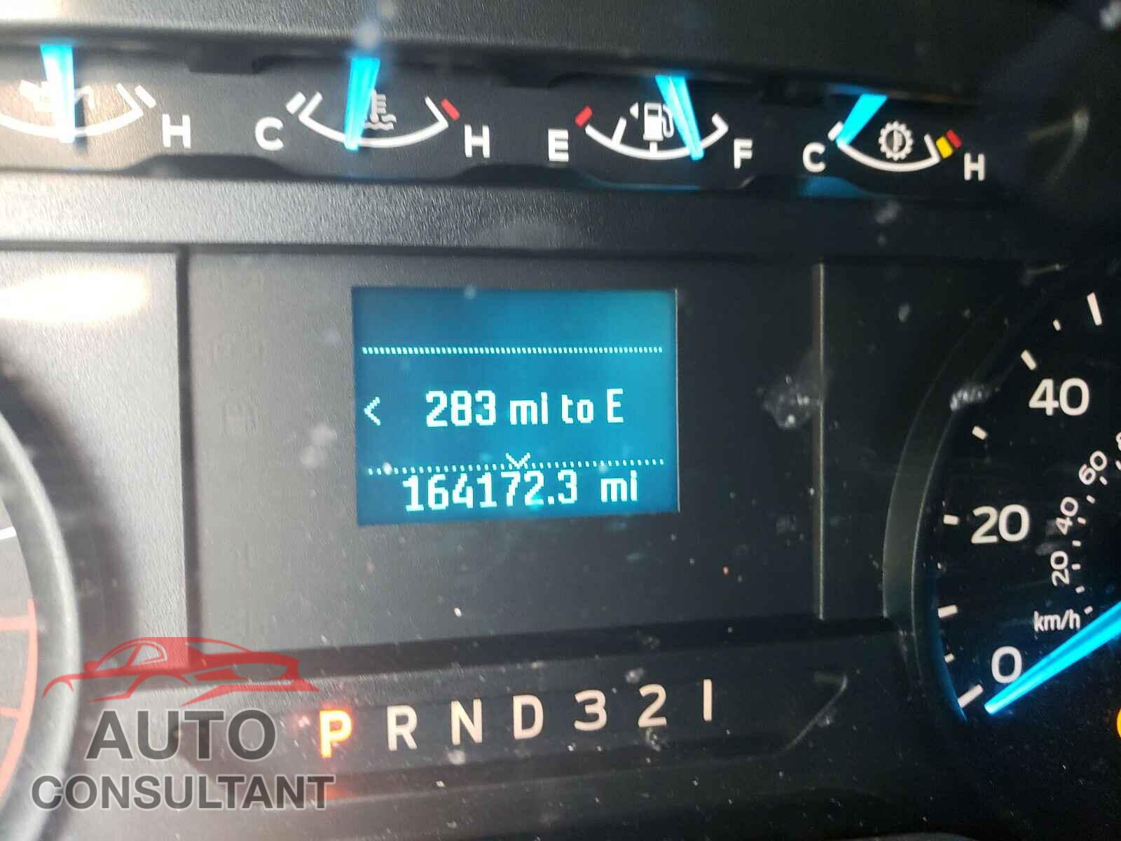 FORD F150 2017 - 1FTMF1C81HKC77277