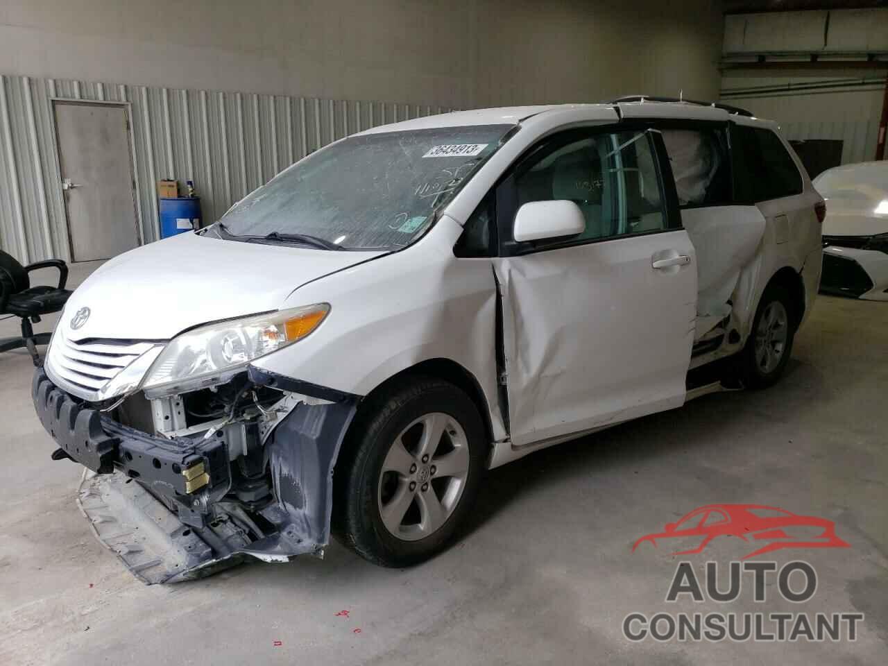 TOYOTA SIENNA 2017 - 5TDKZ3DC2HS814907