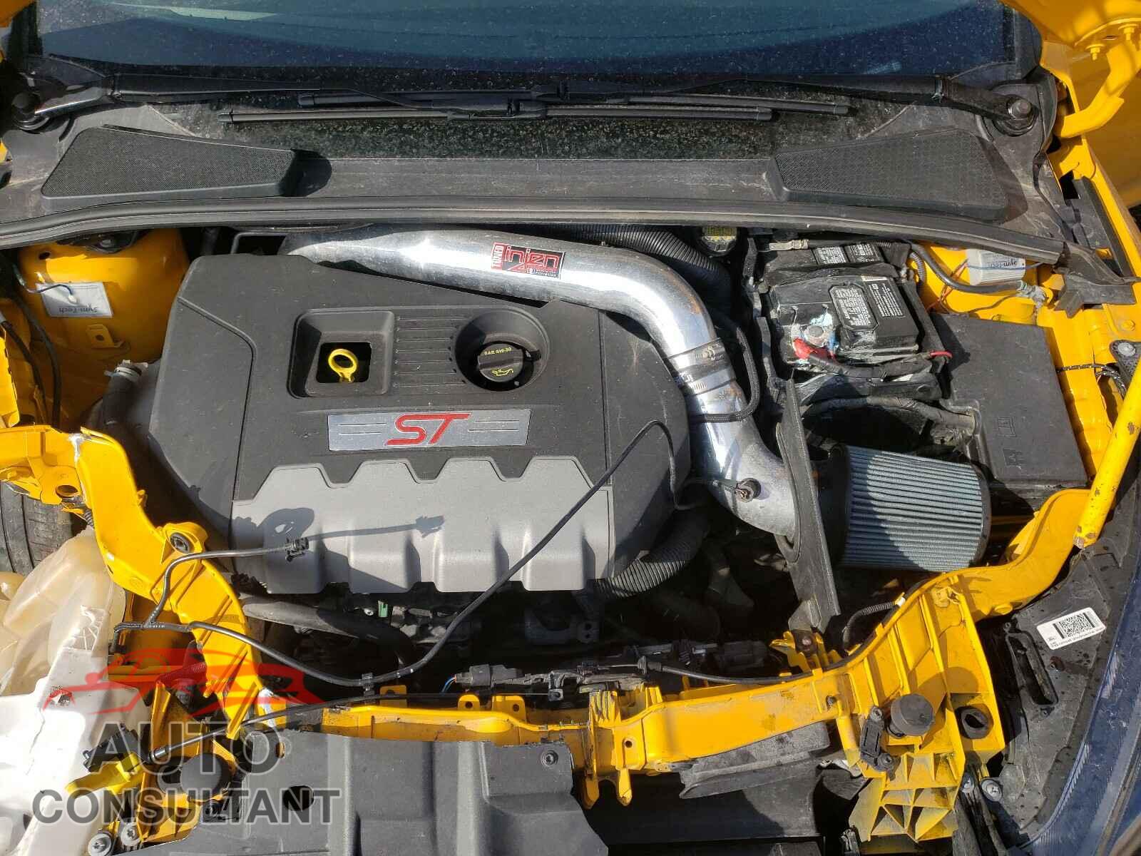 FORD FOCUS 2015 - 1FADP3L97FL331387