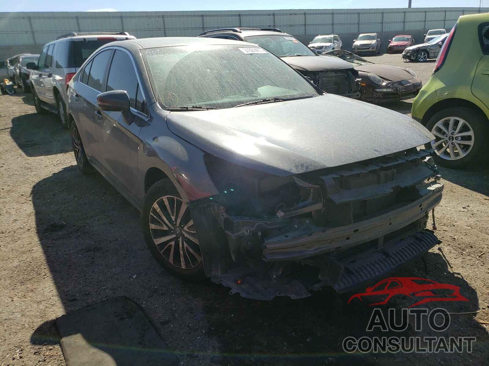 SUBARU LEGACY 2018 - 4S3BNAF62J3028233