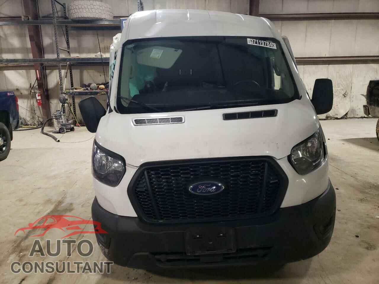 FORD TRANSIT 2023 - 1FTBR2C82PKB38603