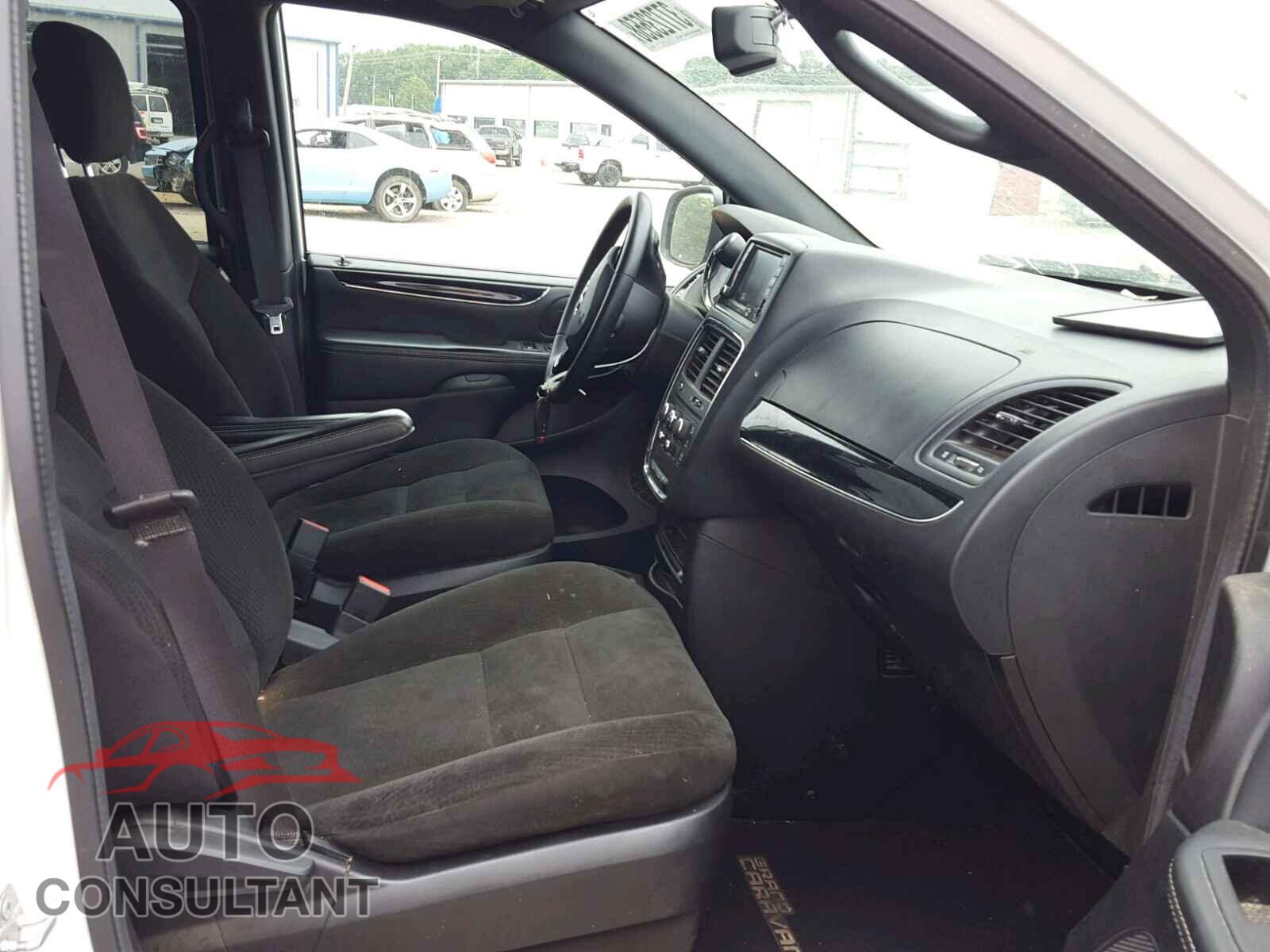 DODGE CARAVAN 2015 - 2C4RDGBGXFR724629